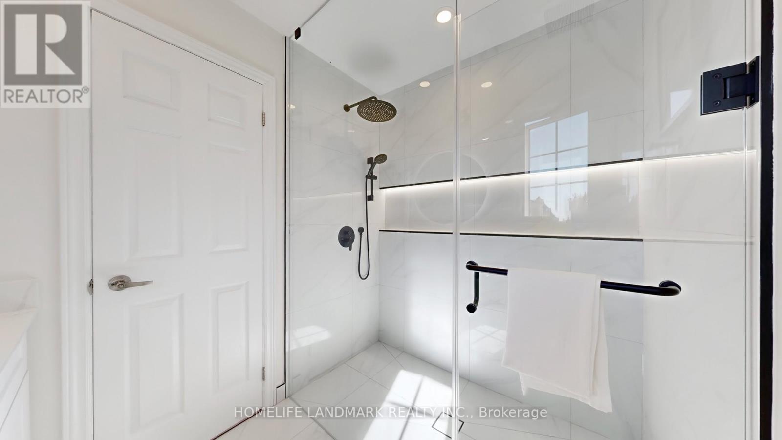 1 Garden Trail Road, Markham, Ontario  L6B 0T4 - Photo 28 - N12435946