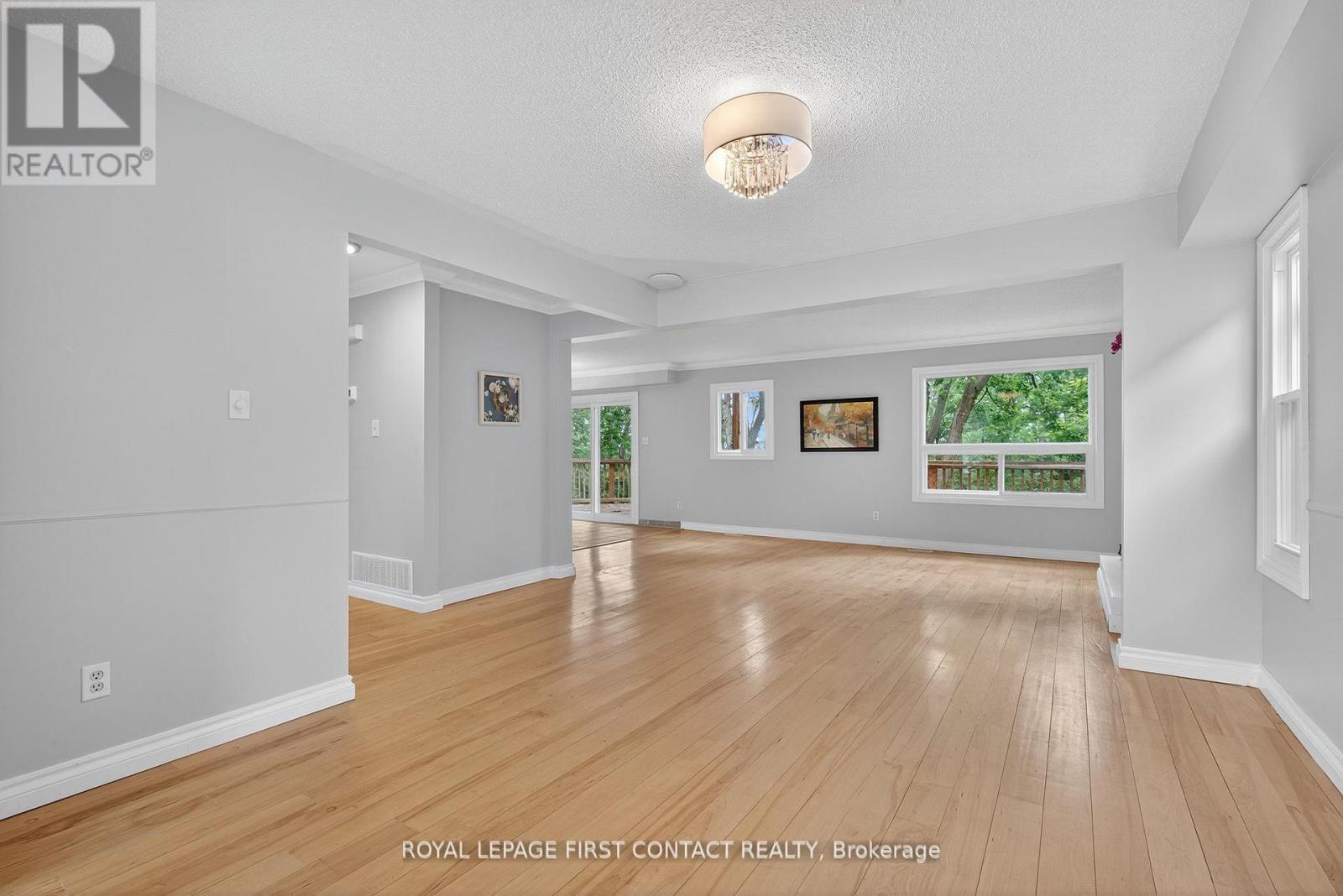 101 Browning Trail, Barrie, Ontario  L4N 6J4 - Photo 22 - S12439757
