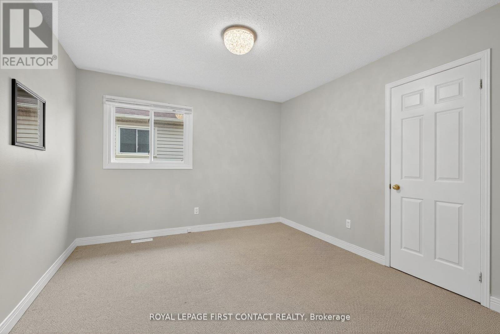 101 Browning Trail, Barrie, Ontario  L4N 6J4 - Photo 25 - S12439757
