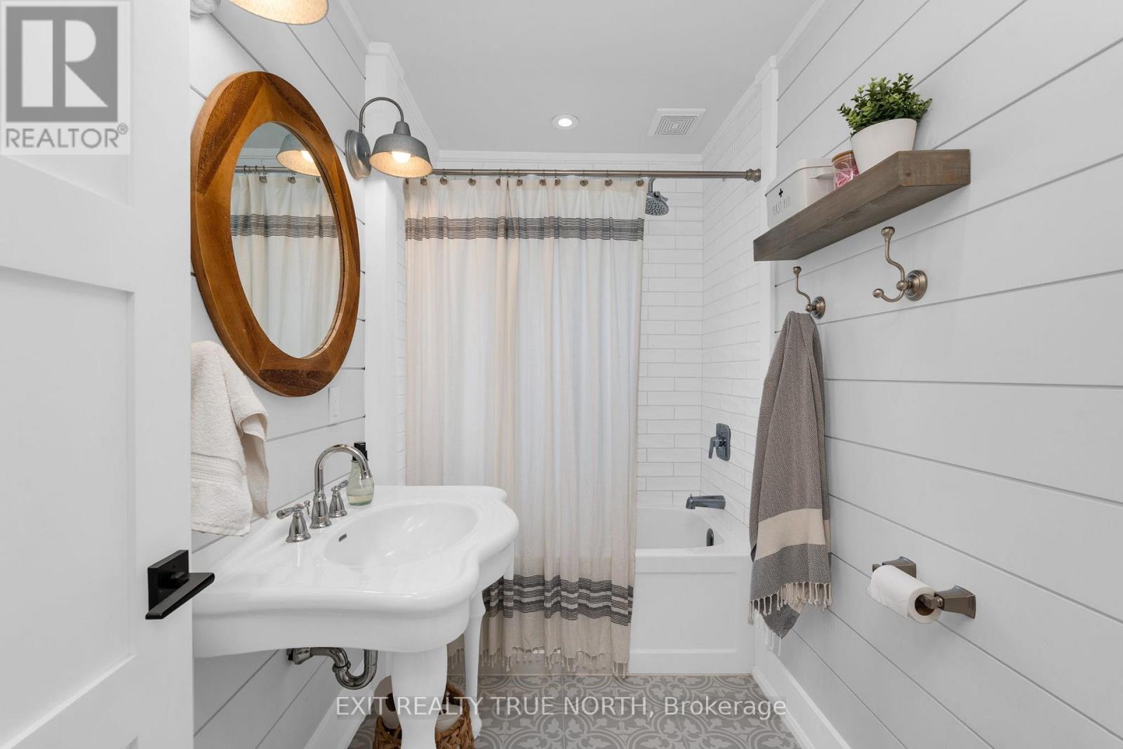 122 Queen Street, Barrie, Ontario  L4M 1Z5 - Photo 17 - S12439767