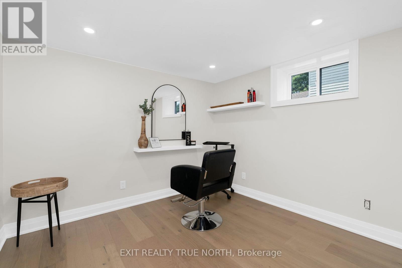122 Queen Street, Barrie, Ontario  L4M 1Z5 - Photo 22 - S12439767