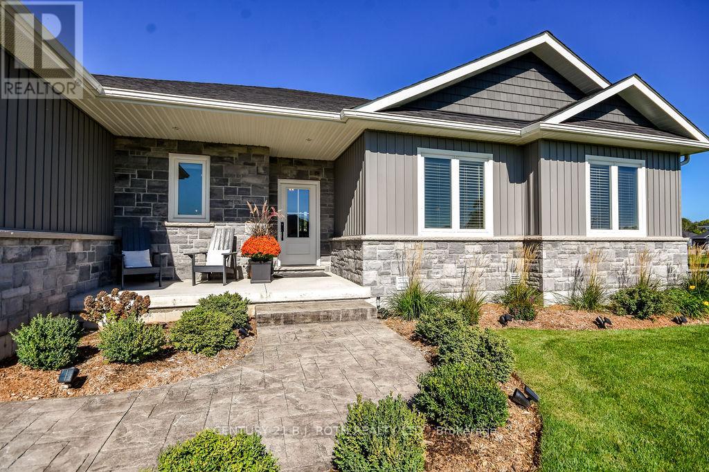 51 Cheslock Crescent, Oro-Medonte, Ontario  L3V 8N8 - Photo 6 - S12439772