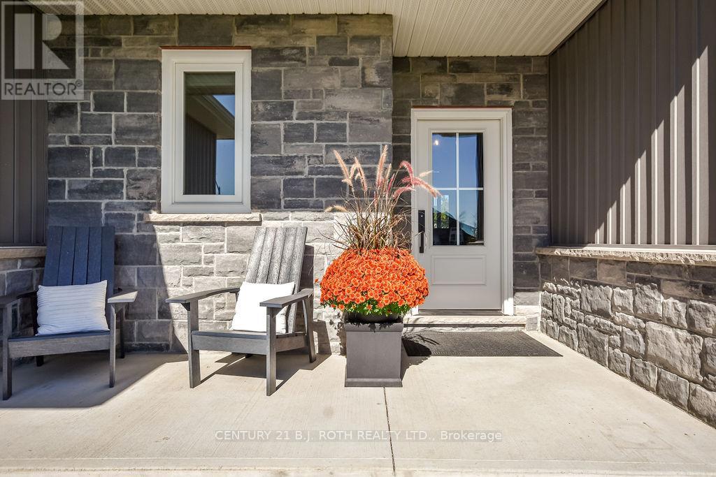 51 Cheslock Crescent, Oro-Medonte, Ontario  L3V 8N8 - Photo 7 - S12439772