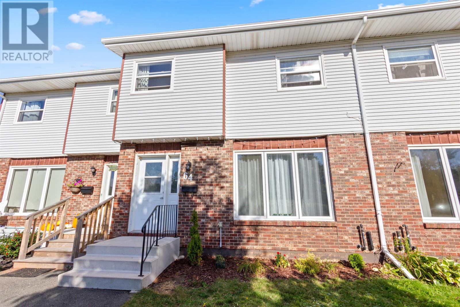 64 Dawson Court, Charlottetown, Prince Edward Island  C1A 8T1 - Photo 1 - 202524861