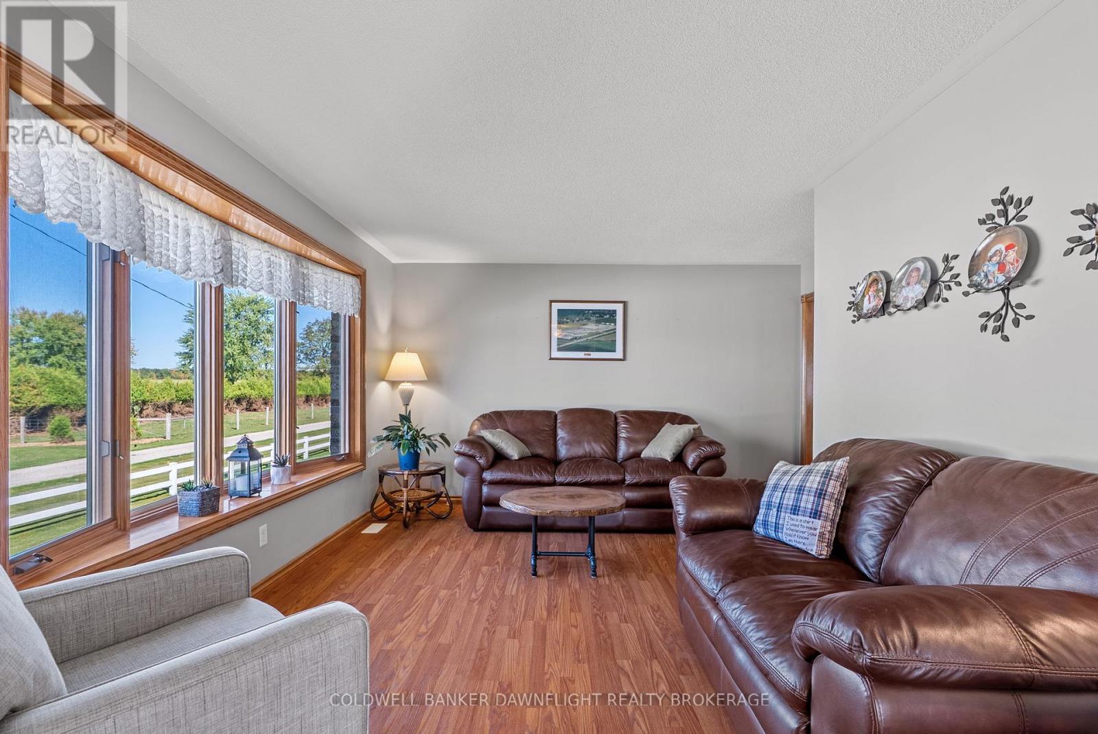 72471 London Road, Bluewater, Ontario  N0M 1X0 - Photo 17 - X12438167
