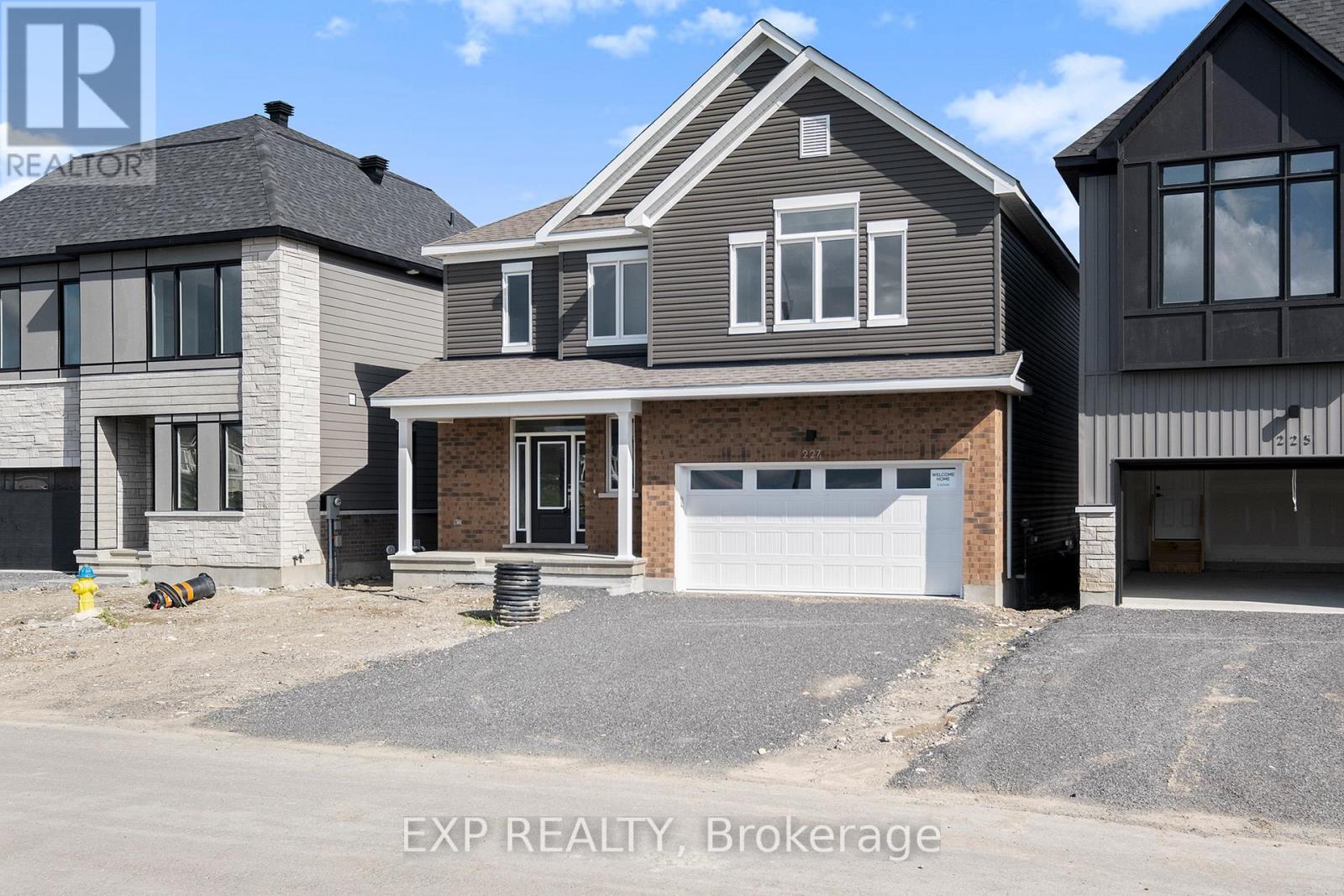 227 Conservancy Drive Se, Ottawa, Ontario  K2J 0K6 - Photo 2 - X12402687