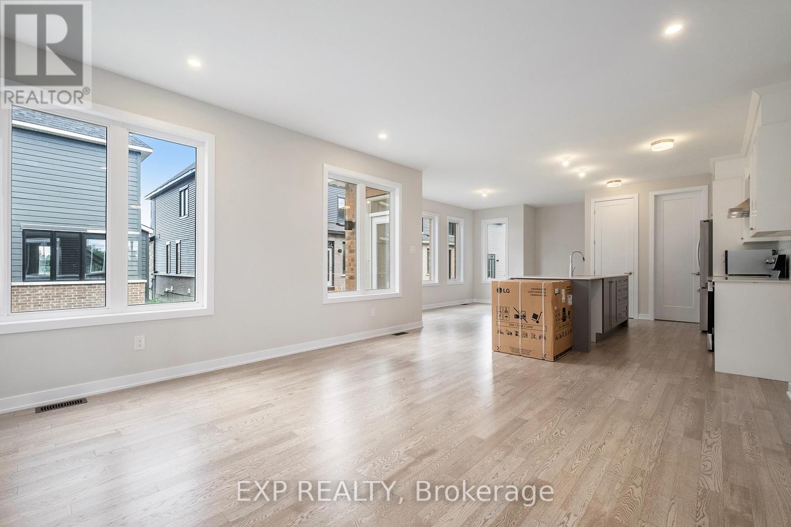 227 Conservancy Drive Se, Ottawa, Ontario  K2J 0K6 - Photo 35 - X12402687