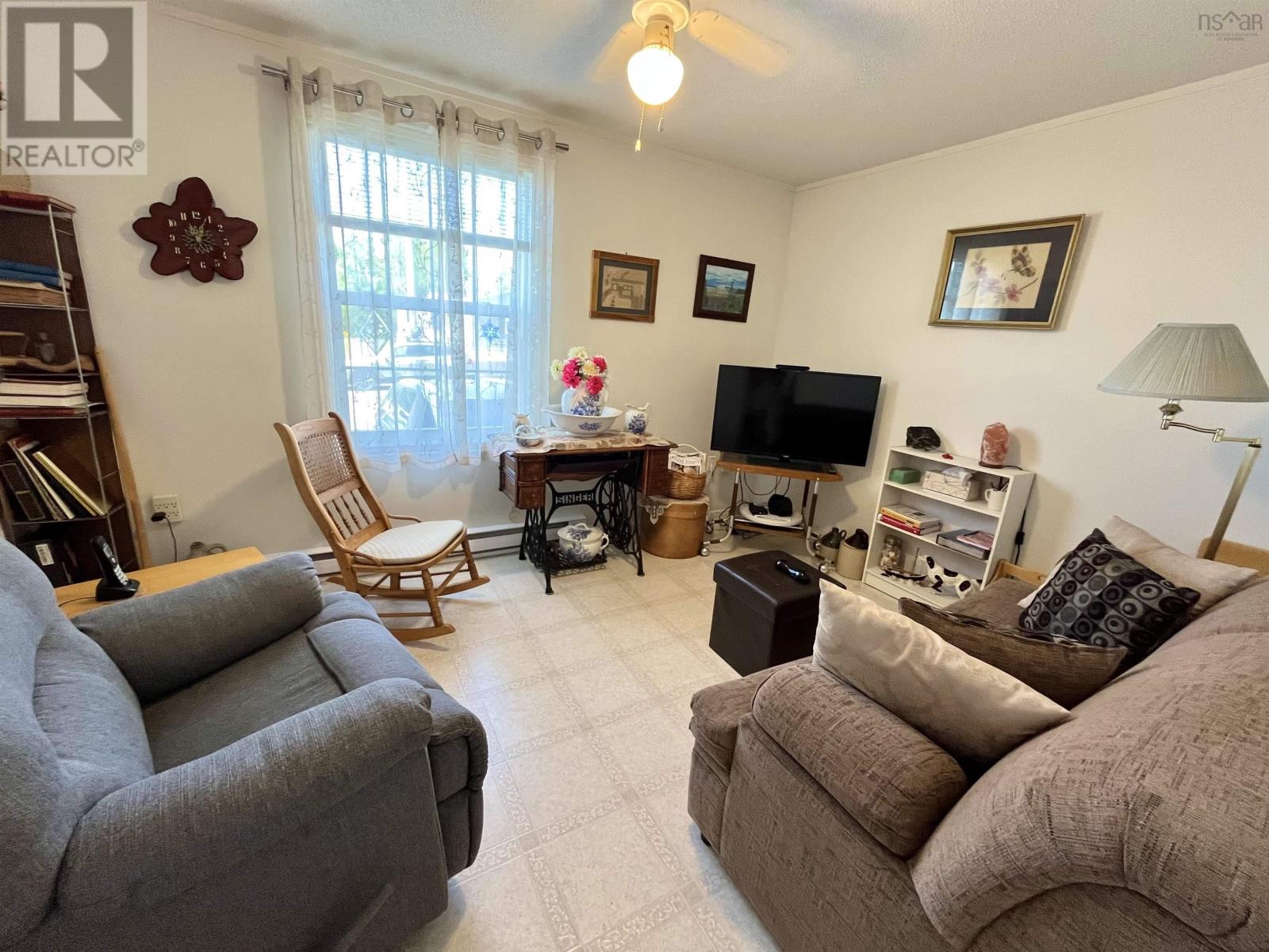 31 Thomson Drive, Bridgewater, Nova Scotia  B4V 4E1 - Photo 21 - 202517670