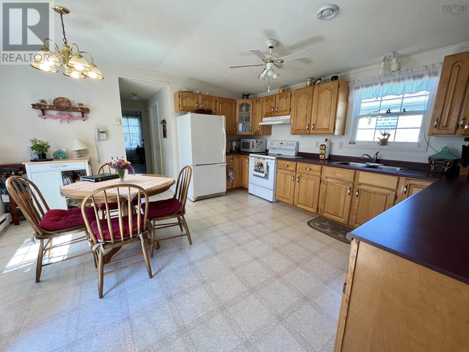 31 Thomson Drive, Bridgewater, Nova Scotia  B4V 4E1 - Photo 29 - 202517670