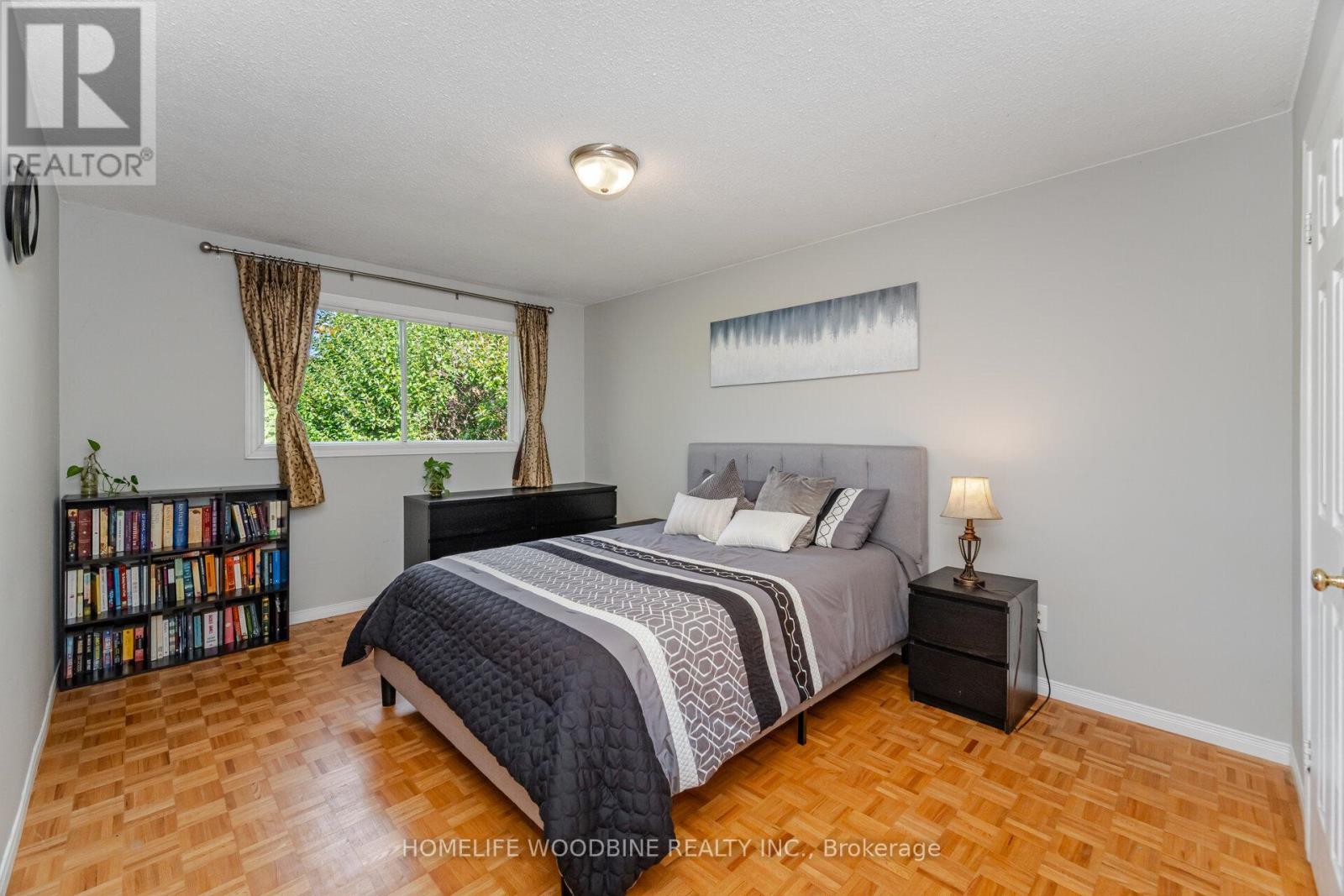 1431 Harmsworth Square, Oakville, Ontario  L6H 3E8 - Photo 19 - W12439690