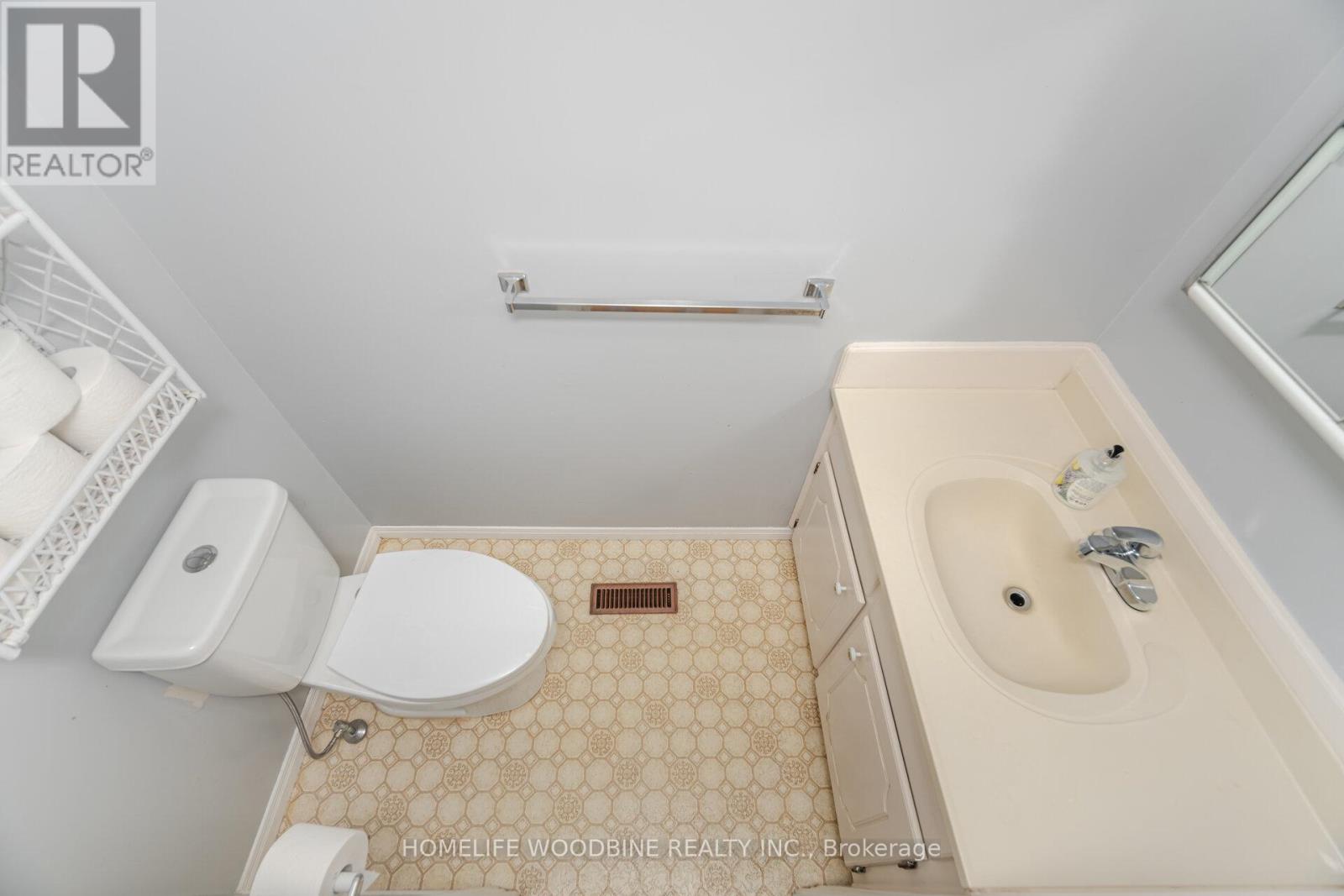 1431 Harmsworth Square, Oakville, Ontario  L6H 3E8 - Photo 22 - W12439690