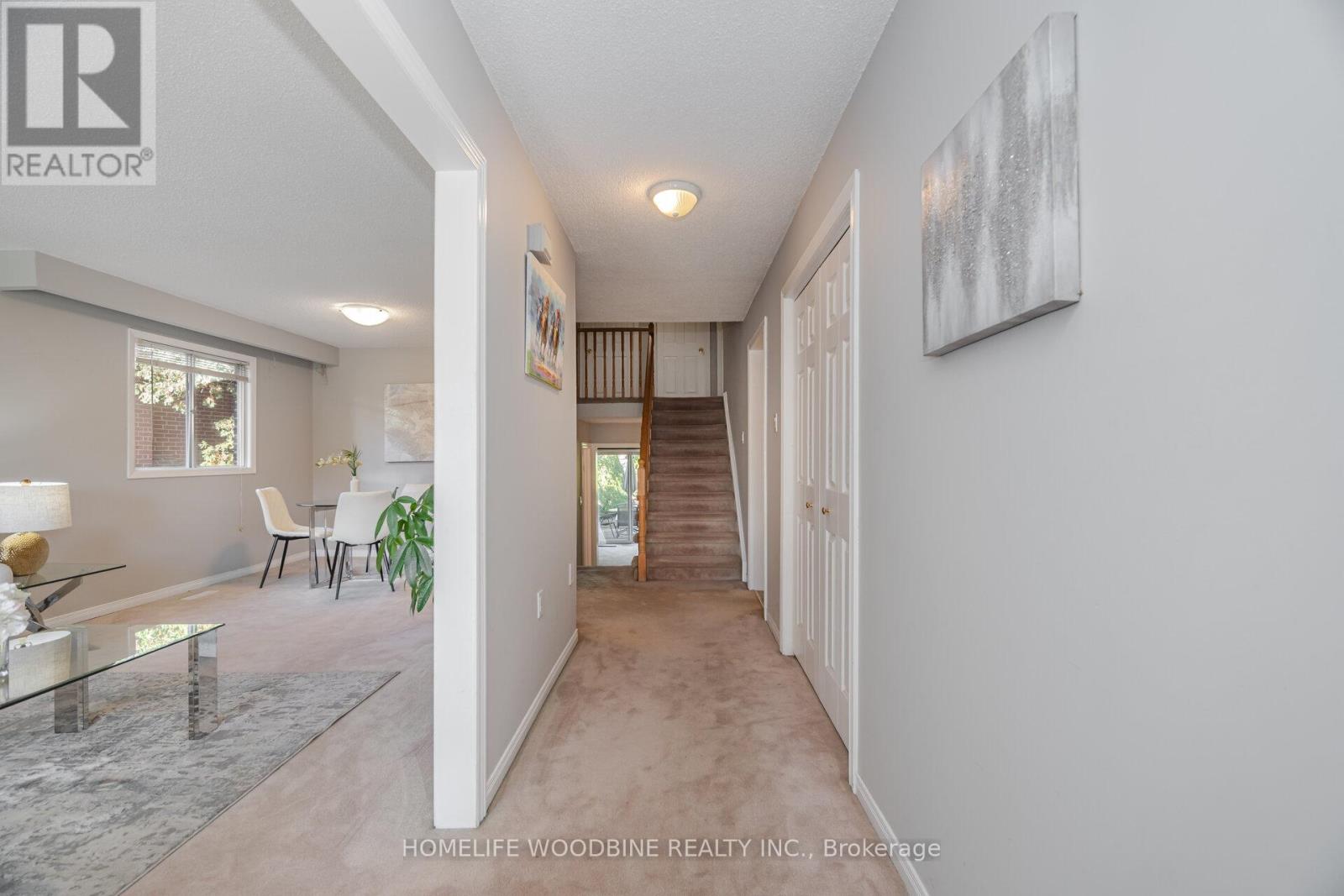 1431 Harmsworth Square, Oakville, Ontario  L6H 3E8 - Photo 4 - W12439690