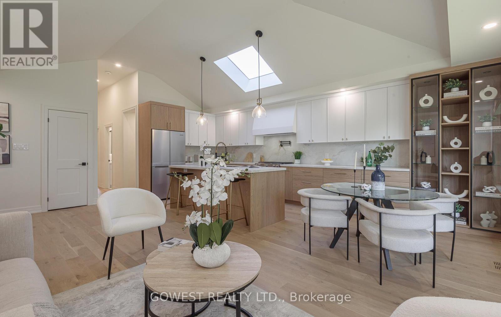 27 Hollister Road, Toronto, Ontario  M9C 4M6 - Photo 11 - W12439692