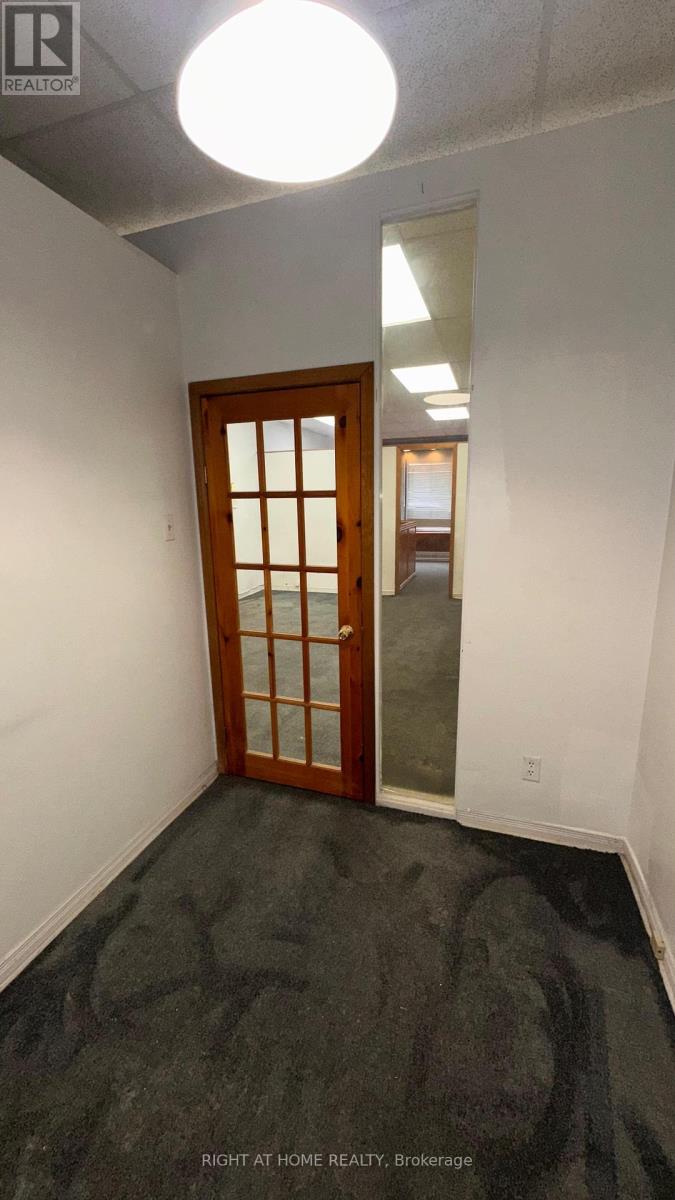 1357 Davenport Road, Toronto, Ontario  M6H 2H5 - Photo 8 - W12439703