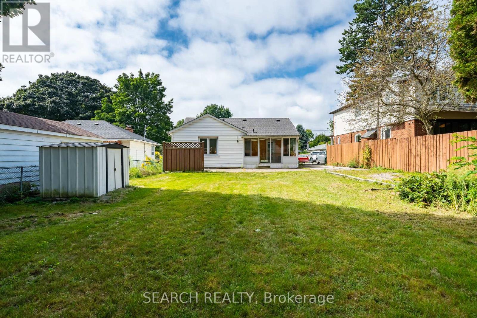 1079 Deta Road, Mississauga, Ontario  L5E 2R6 - Photo 42 - W12439738