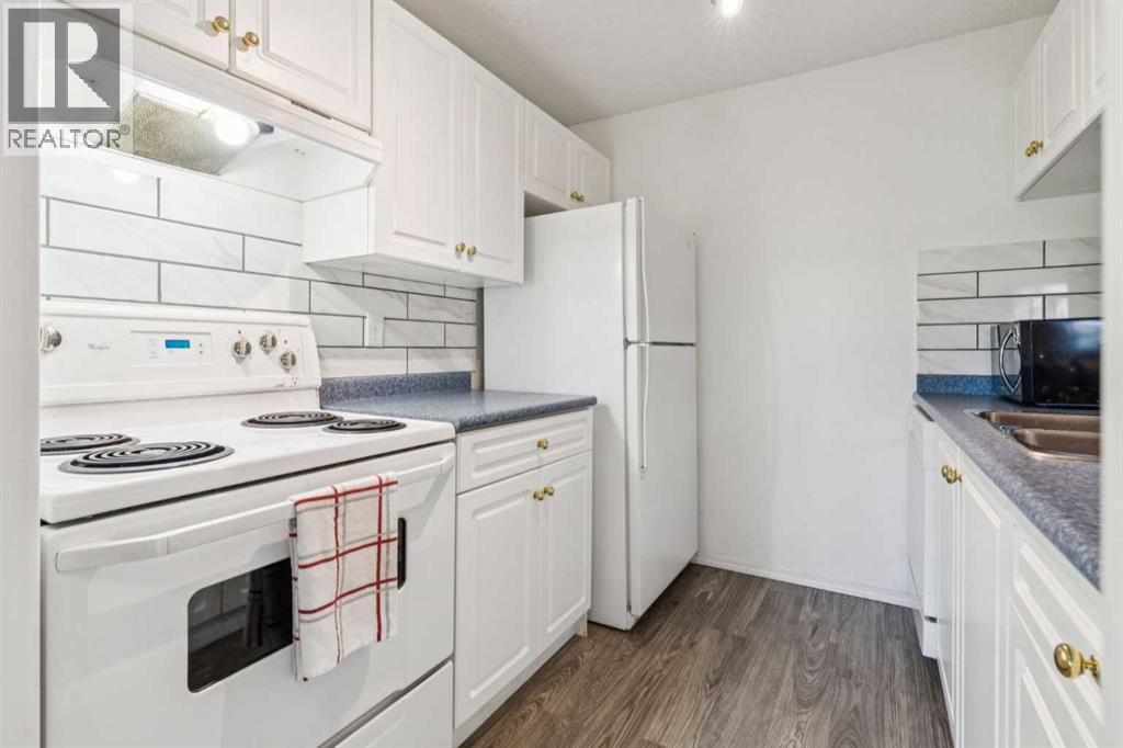 2305 Millrise Point Sw, Calgary, Alberta  T2Y 3W4 - Photo 7 - A2247642