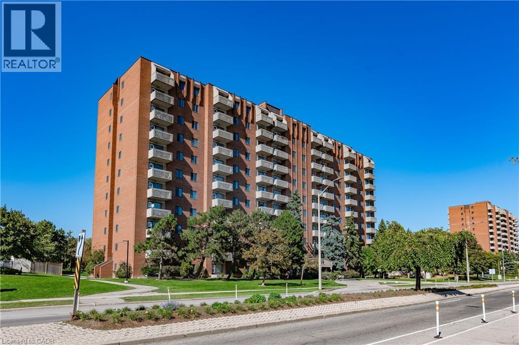 6720 Glen Erin Drive Unit# 902, Mississauga, Ontario  L5N 3K8 - Photo 2 - 40775327