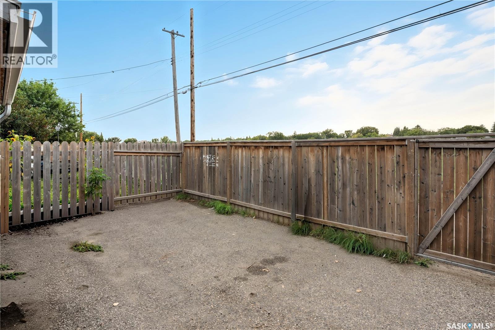 923 L Avenue N, Saskatoon, Saskatchewan  S7N 2R5 - Photo 45 - SK019889