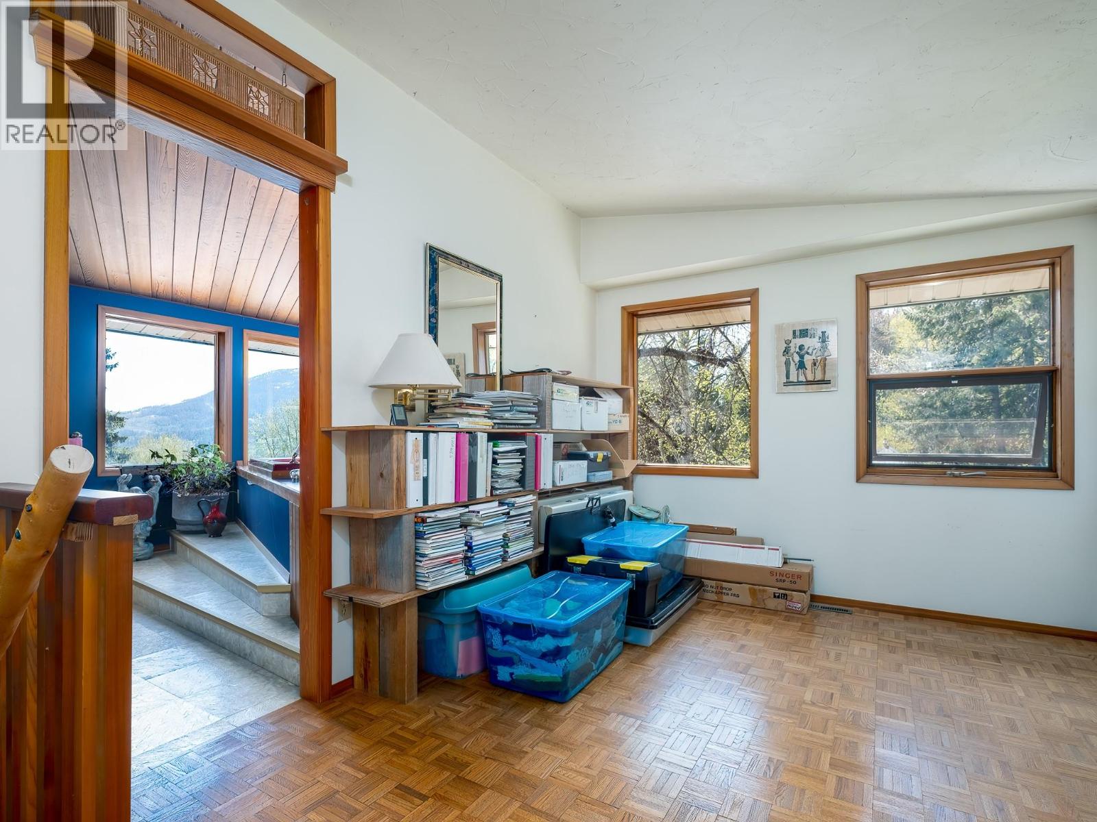 1750 Phoenix Avenue, Rossland, British Columbia  V0G 1Y0 - Photo 23 - 10345656