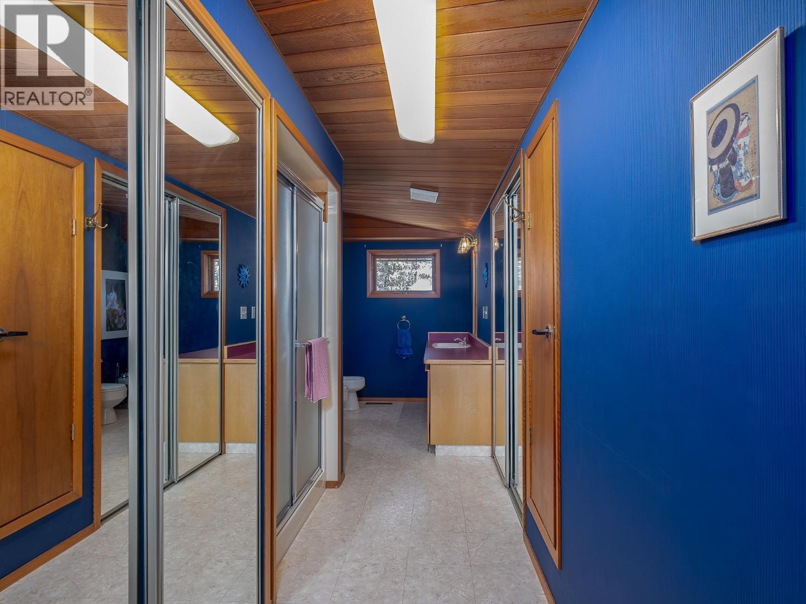 1750 Phoenix Avenue, Rossland, British Columbia  V0G 1Y0 - Photo 21 - 10345656