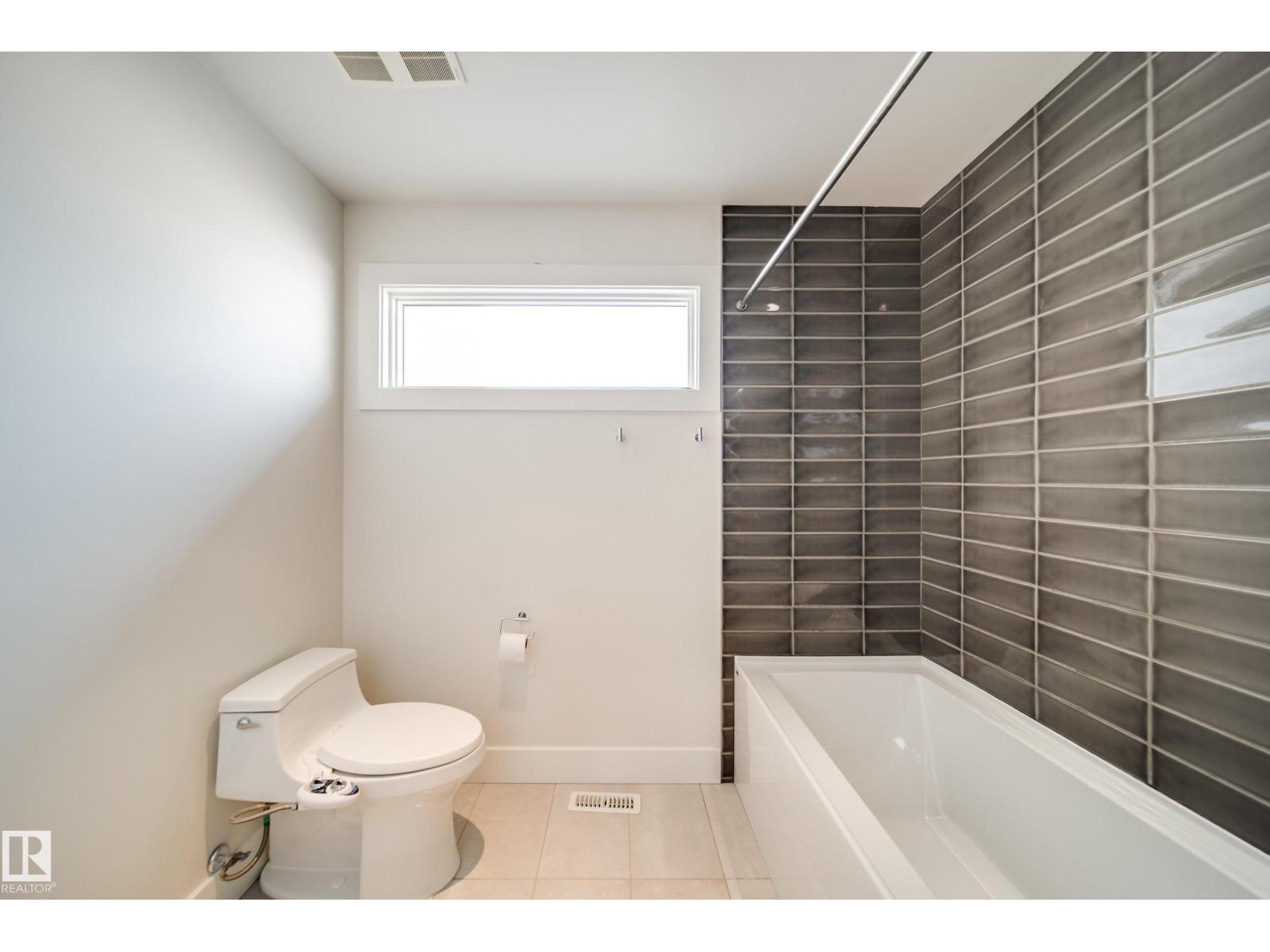 705 Howatt Dr Sw, Edmonton, Alberta  T6W 3K3 - Photo 40 - E4460391