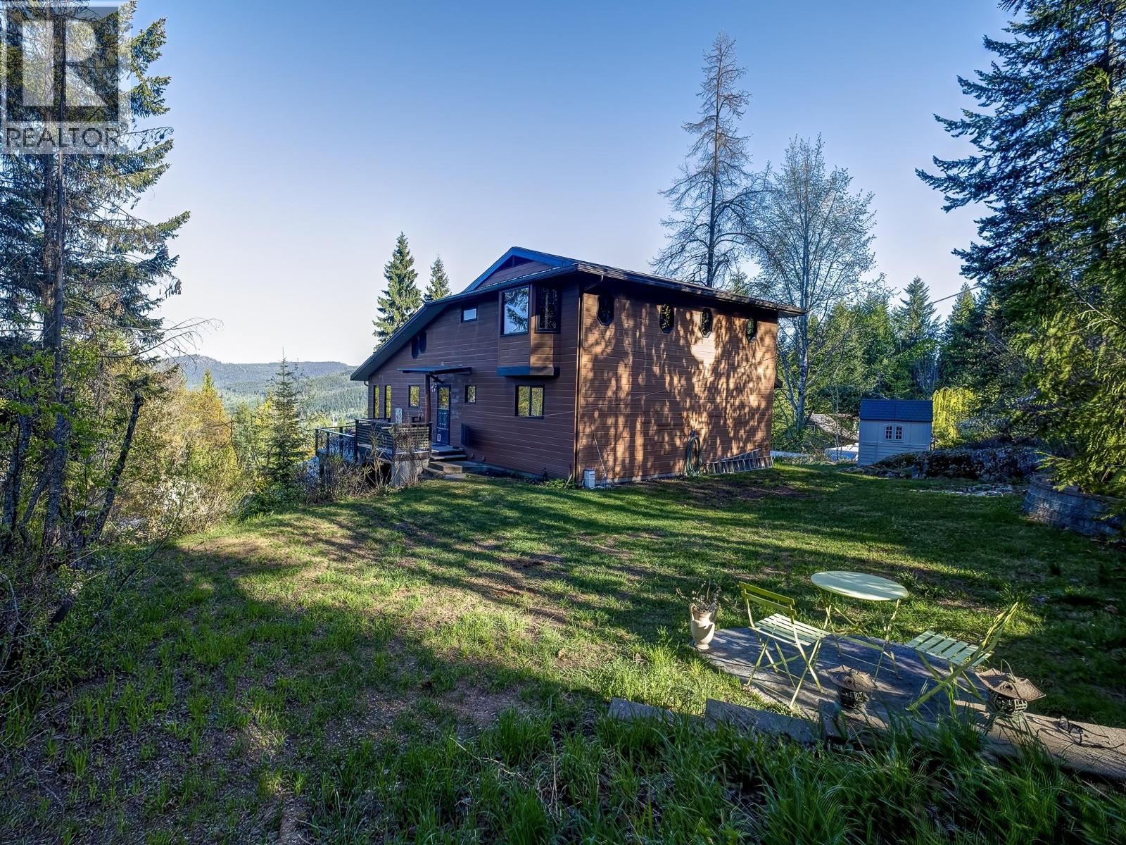 1750 Phoenix Avenue, Rossland, British Columbia  V0G 1Y0 - Photo 38 - 10345656
