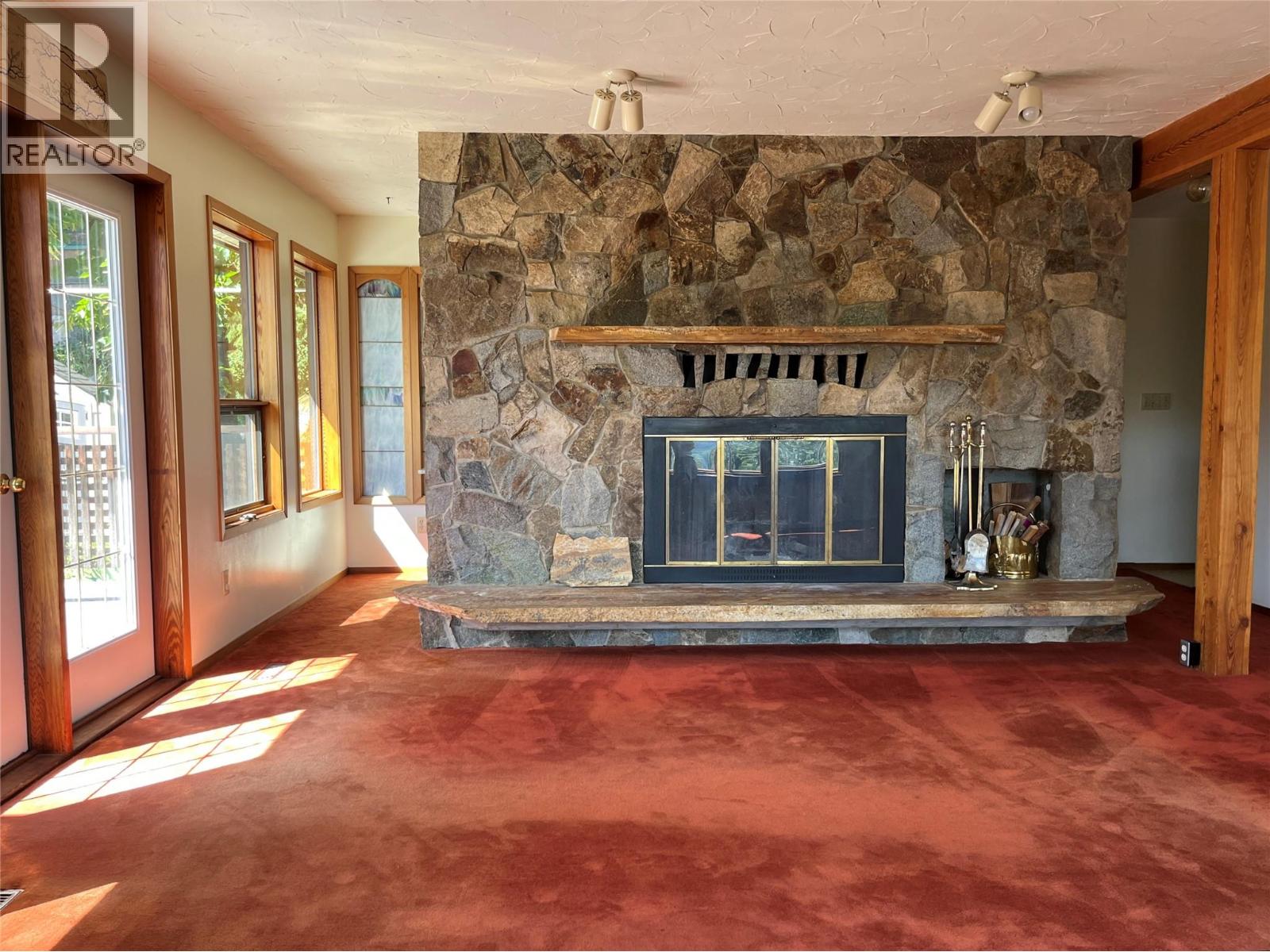 1750 Phoenix Avenue, Rossland, British Columbia  V0G 1Y0 - Photo 61 - 10345656