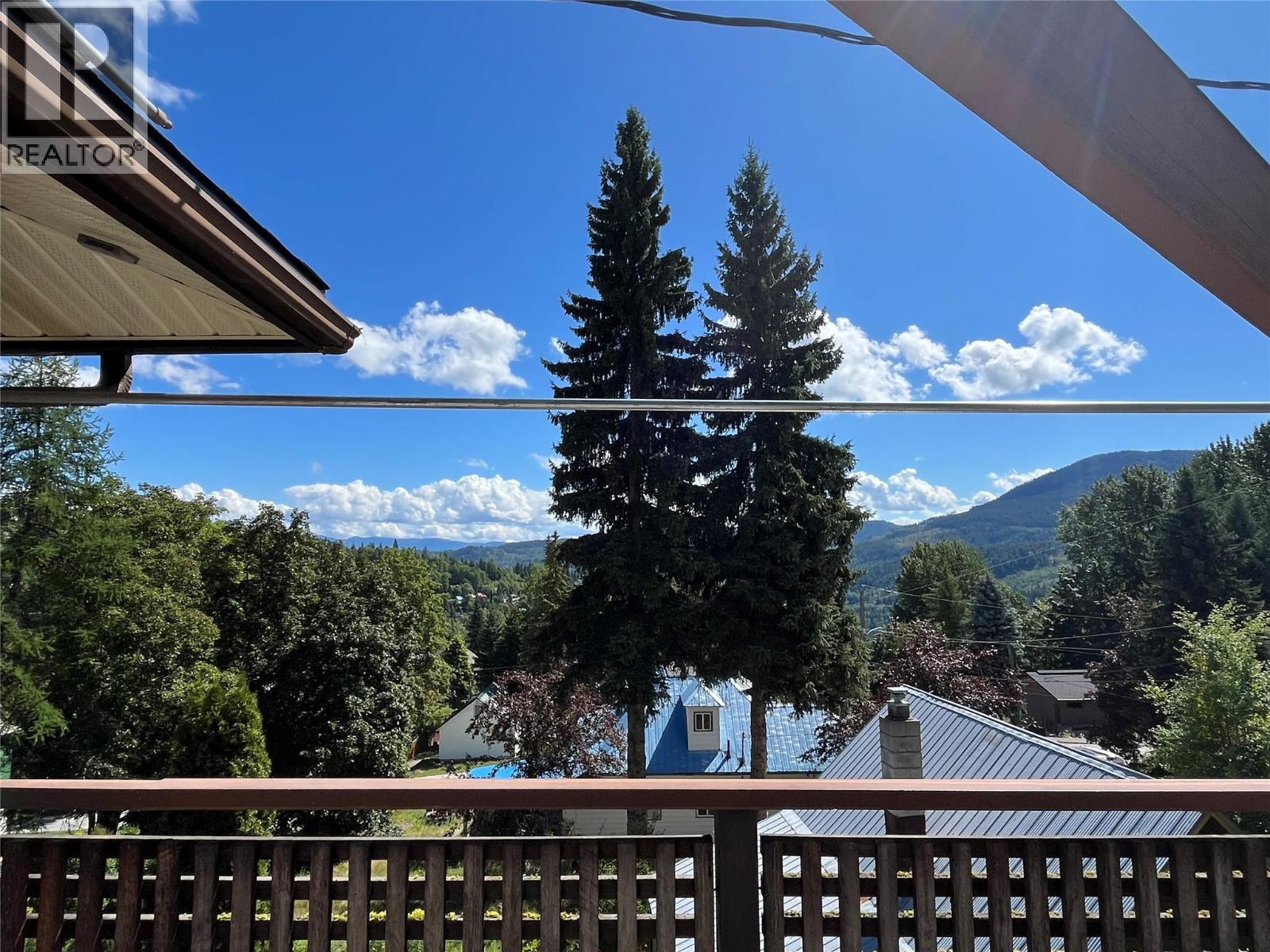1750 Phoenix Avenue, Rossland, British Columbia  V0G 1Y0 - Photo 64 - 10345656