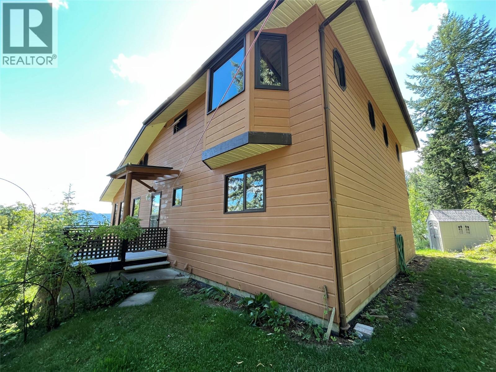 1750 Phoenix Avenue, Rossland, British Columbia  V0G 1Y0 - Photo 73 - 10345656