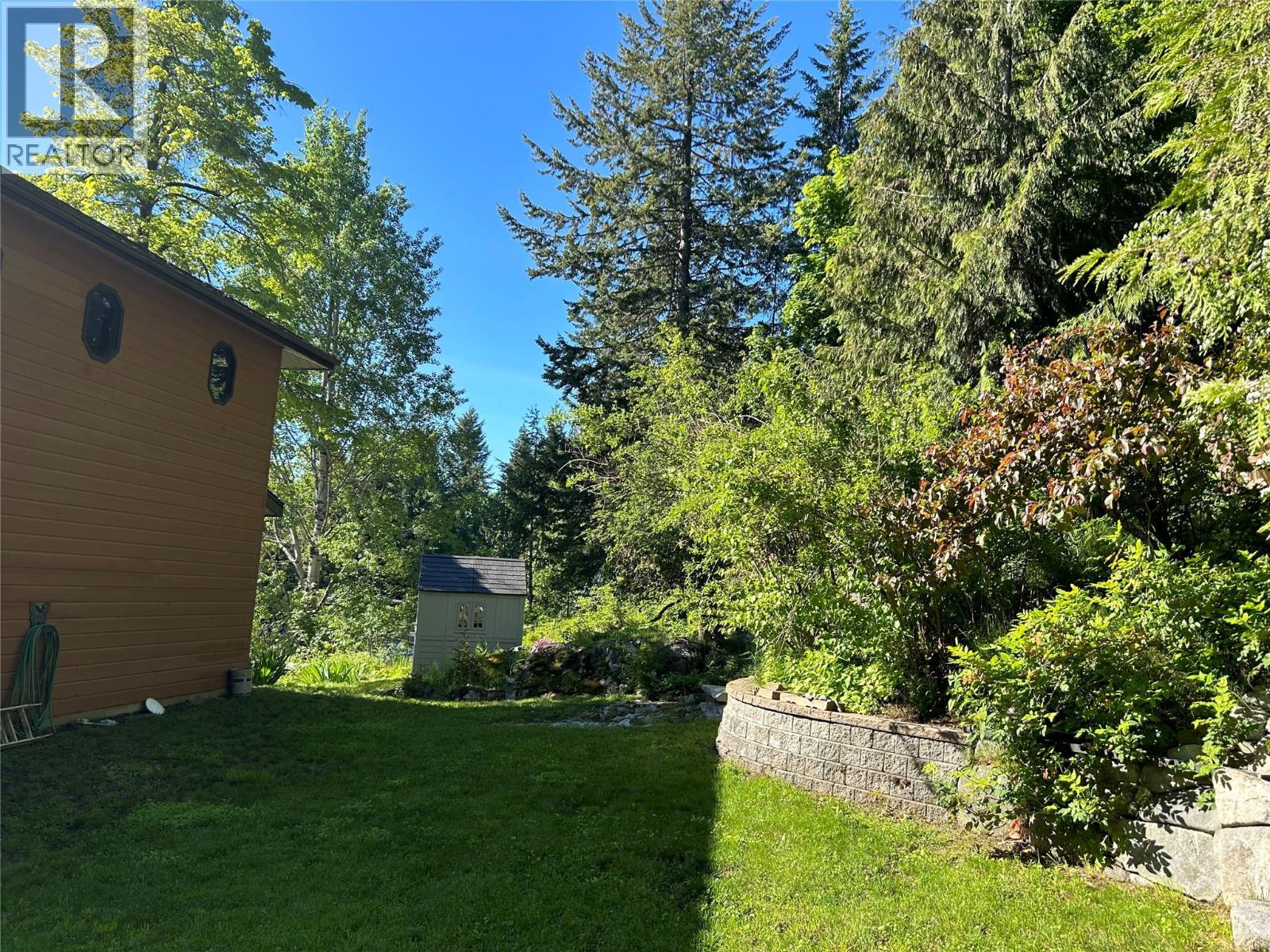 1750 Phoenix Avenue, Rossland, British Columbia  V0G 1Y0 - Photo 50 - 10345656