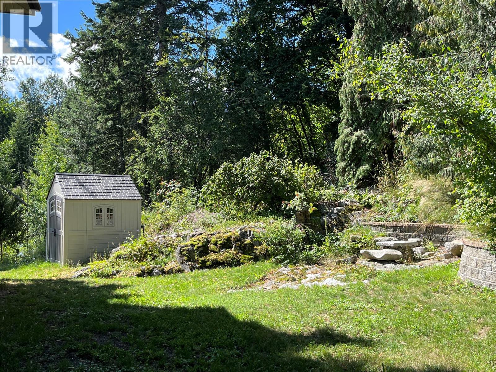1750 Phoenix Avenue, Rossland, British Columbia  V0G 1Y0 - Photo 71 - 10345656