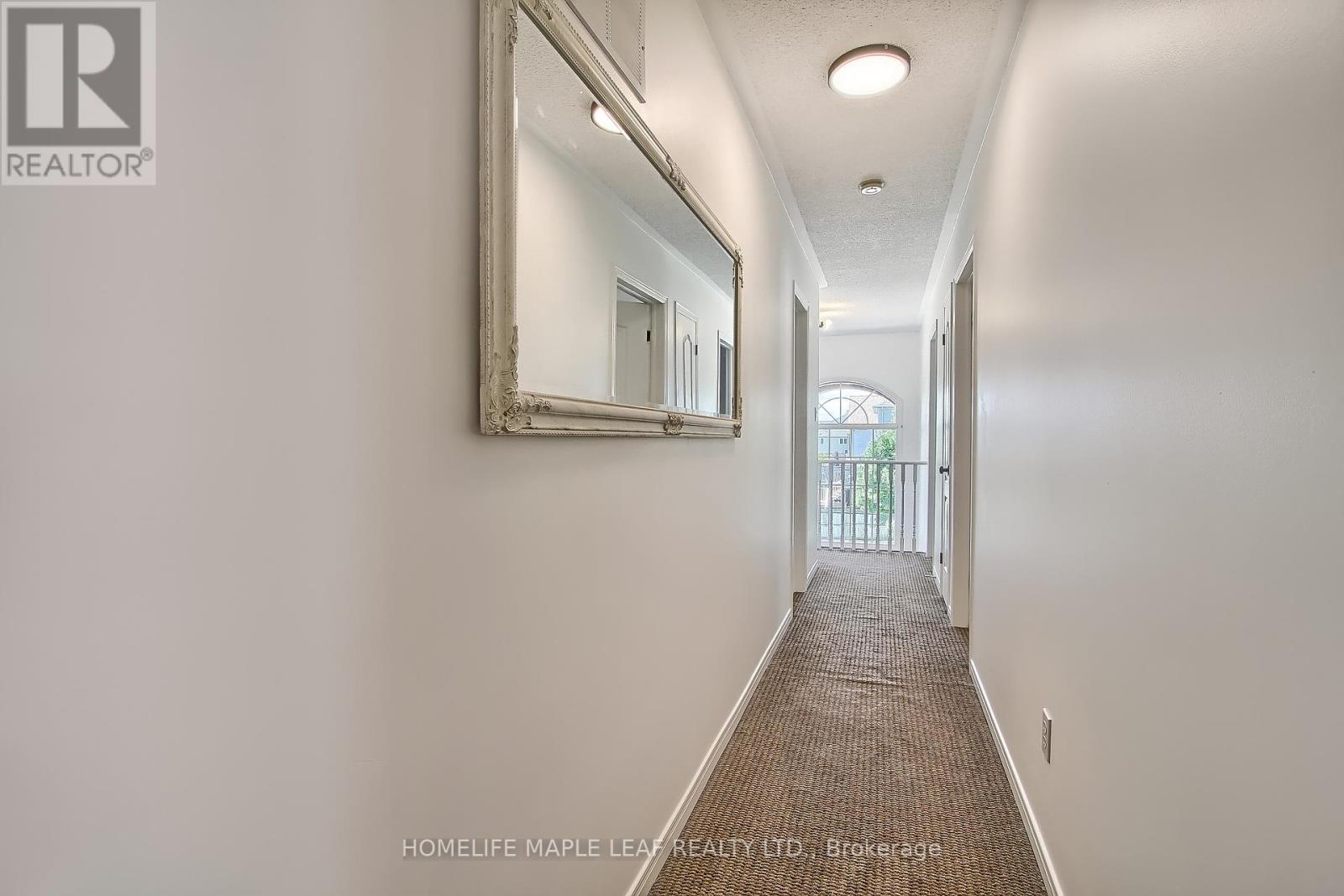39 Segwun Road, Hamilton, Ontario  L8B 0K2 - Photo 18 - X12439681