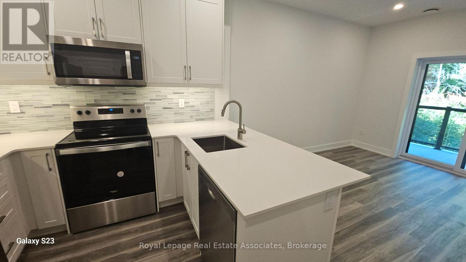 104 - 1100 Lackner Place, Kitchener, Ontario  N2A 0M1 - Photo 6 - X12439694