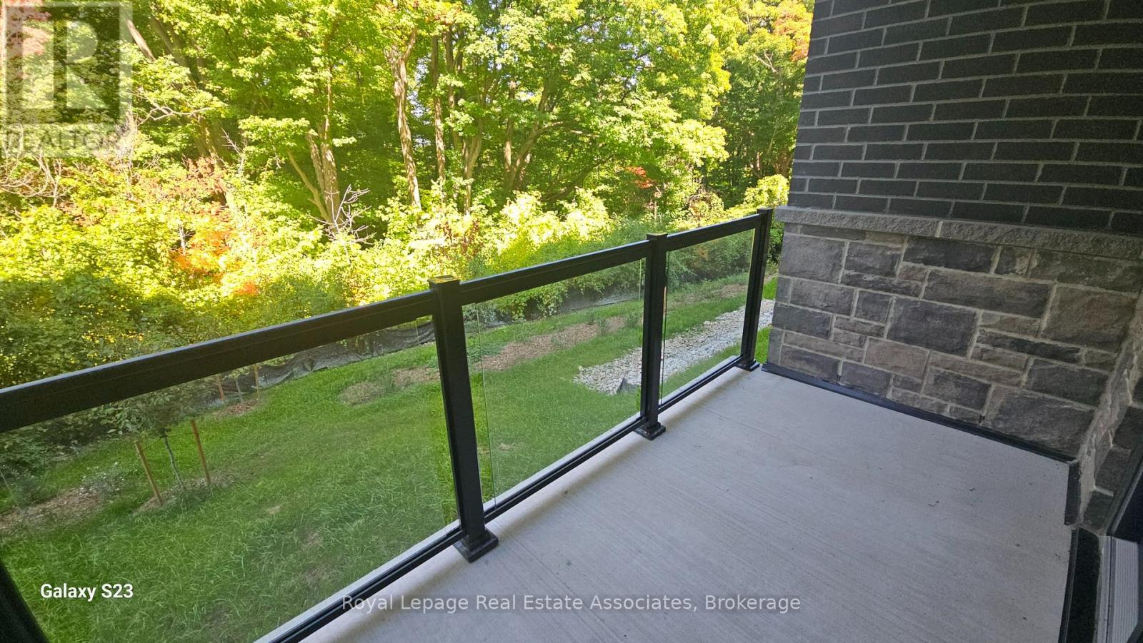 104 - 1100 Lackner Place, Kitchener, Ontario  N2A 0M1 - Photo 9 - X12439694