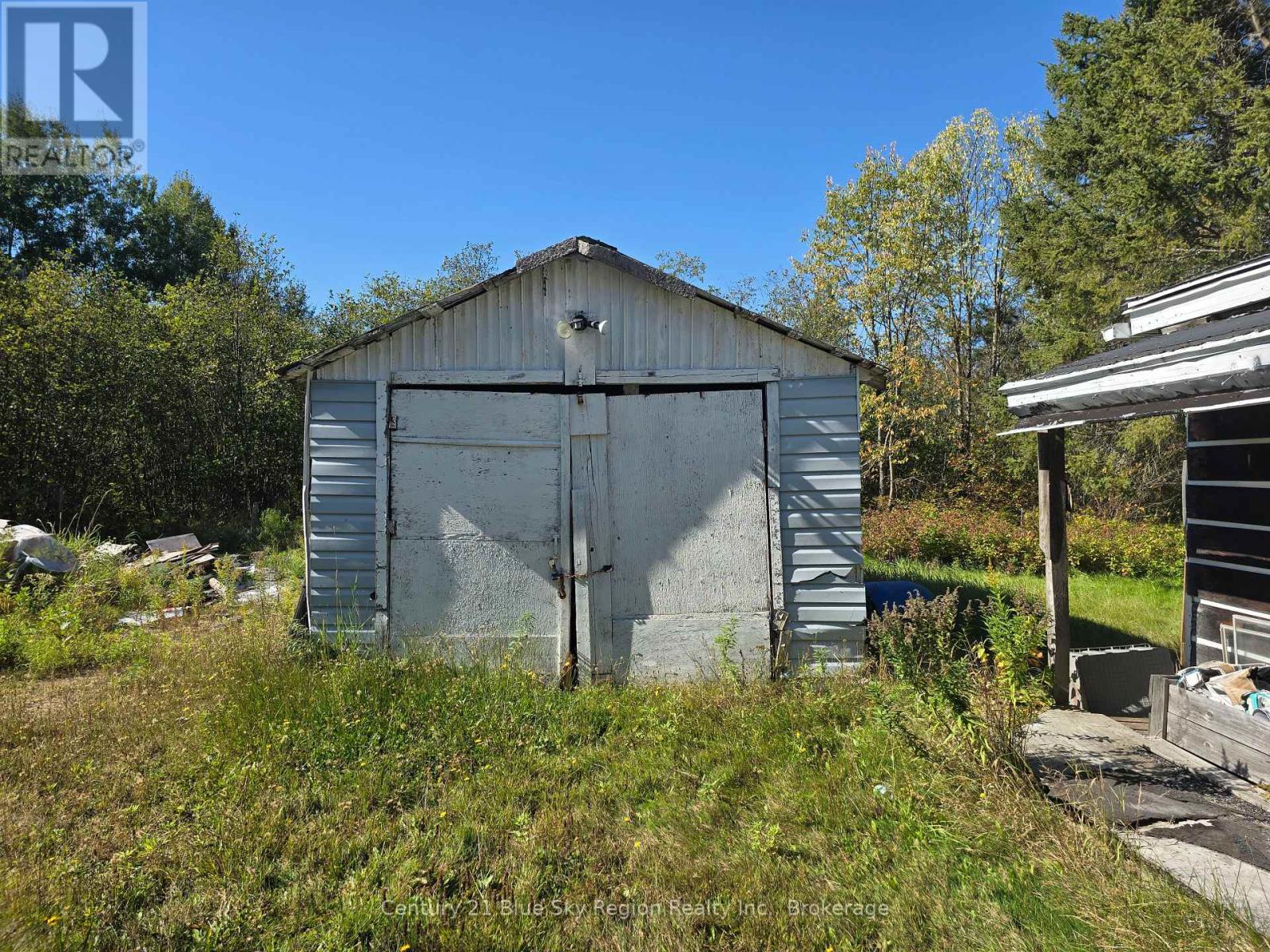 1631b River Road, Chisholm, Ontario  P0H 1B0 - Photo 10 - X12440111