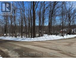 85 POLISH AVENUE, Penetanguishene, Ontario