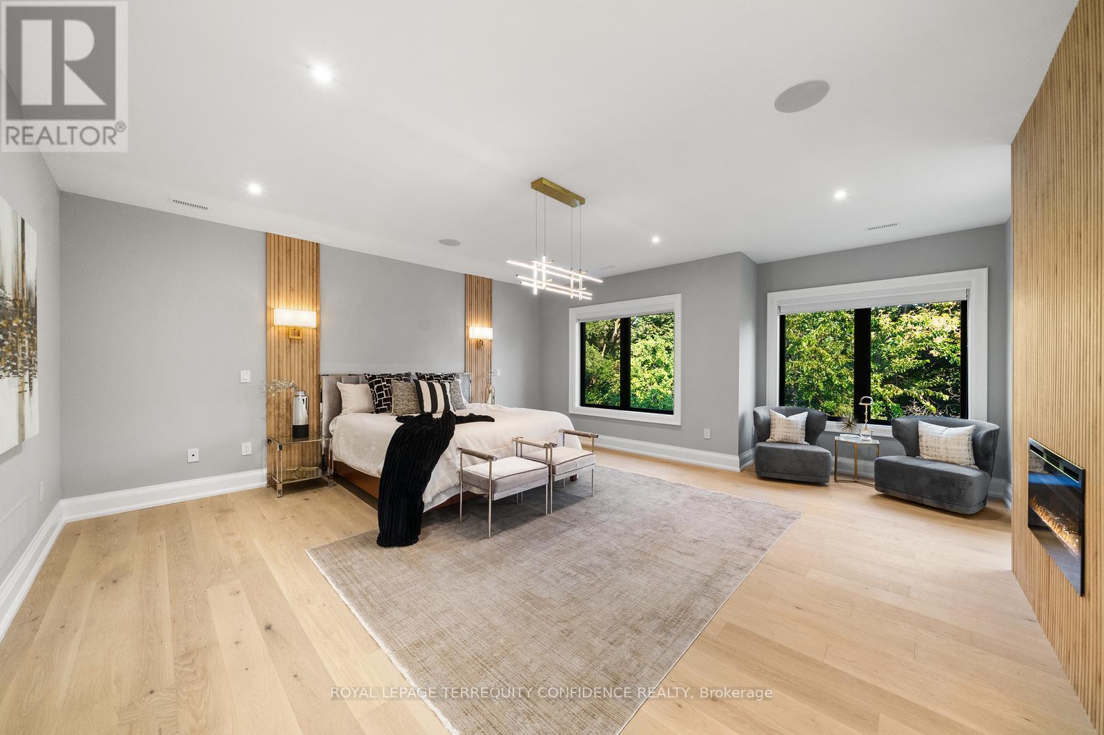 422 Hounslow Avenue, Toronto, Ontario  M2R 1H6 - Photo 19 - C12439779