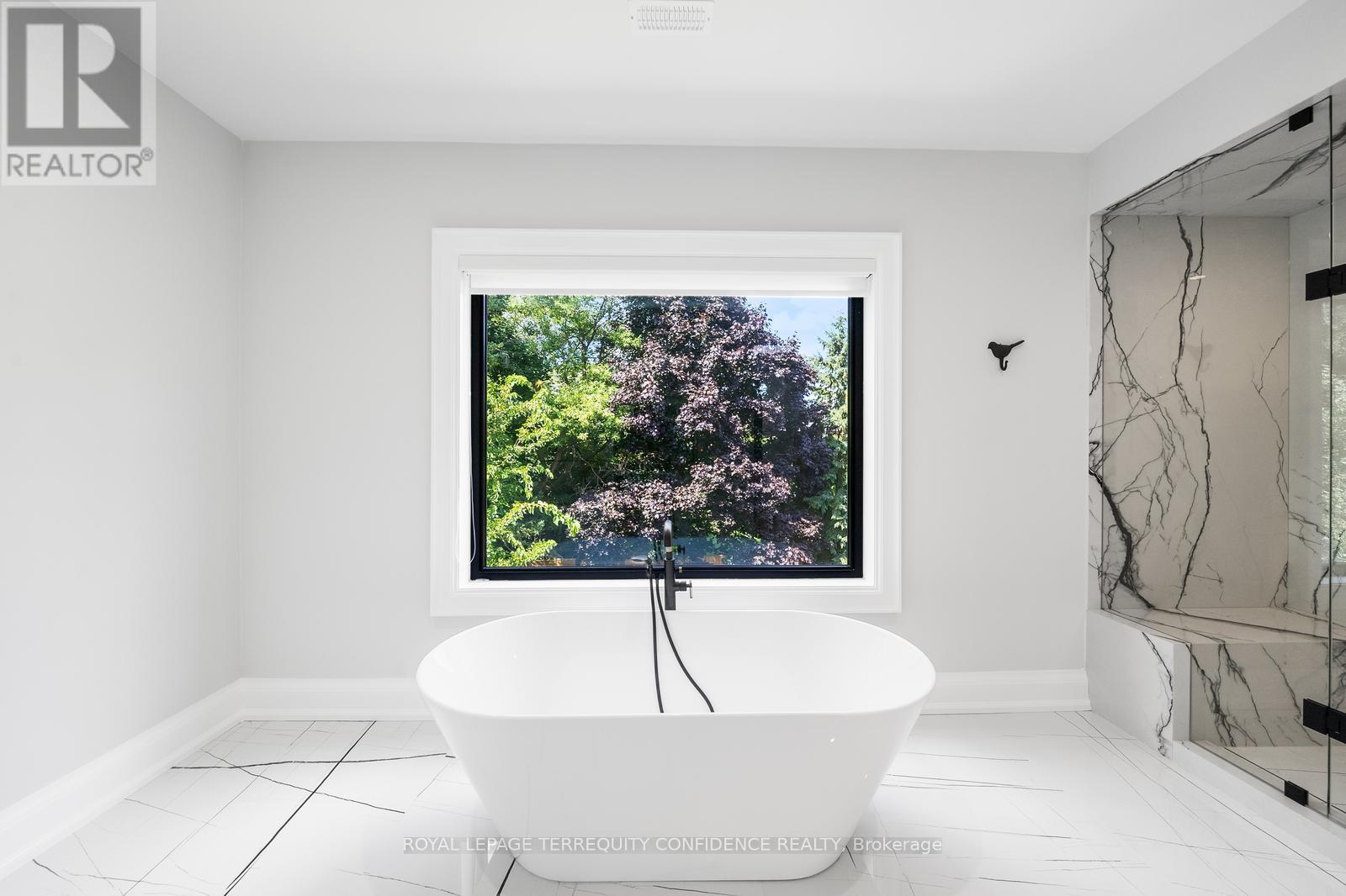 422 Hounslow Avenue, Toronto, Ontario  M2R 1H6 - Photo 26 - C12439779