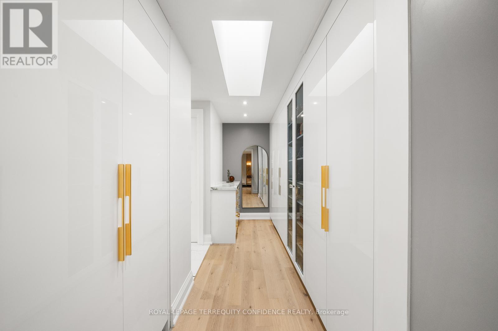 422 Hounslow Avenue, Toronto, Ontario  M2R 1H6 - Photo 27 - C12439779