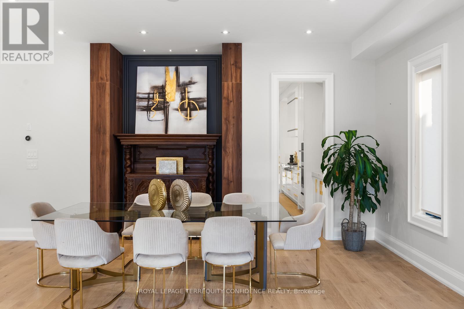 422 Hounslow Avenue, Toronto, Ontario  M2R 1H6 - Photo 6 - C12439779