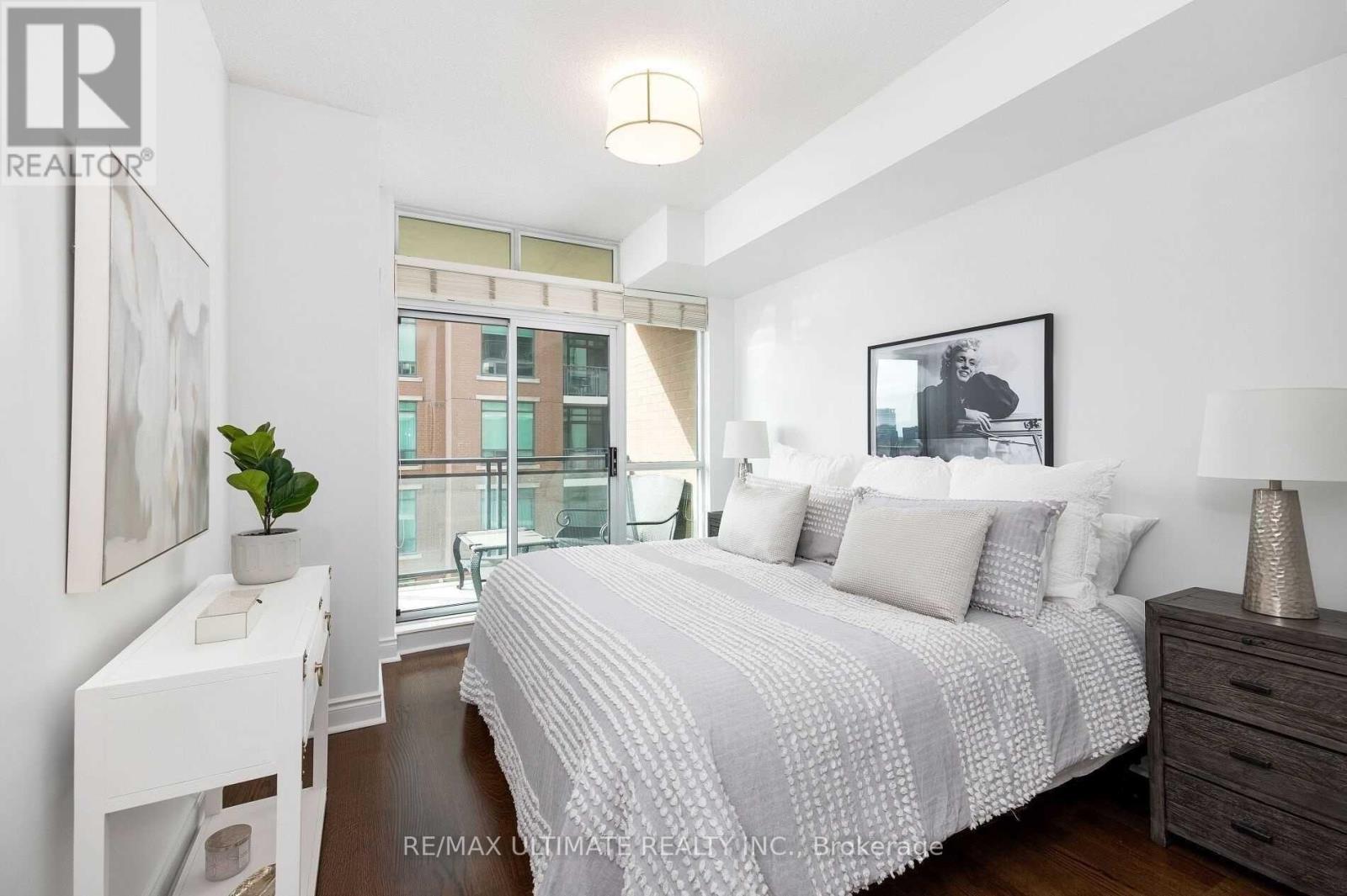 1009 - 319 Merton Street, Toronto, Ontario  M4S 1A7 - Photo 13 - C12439806