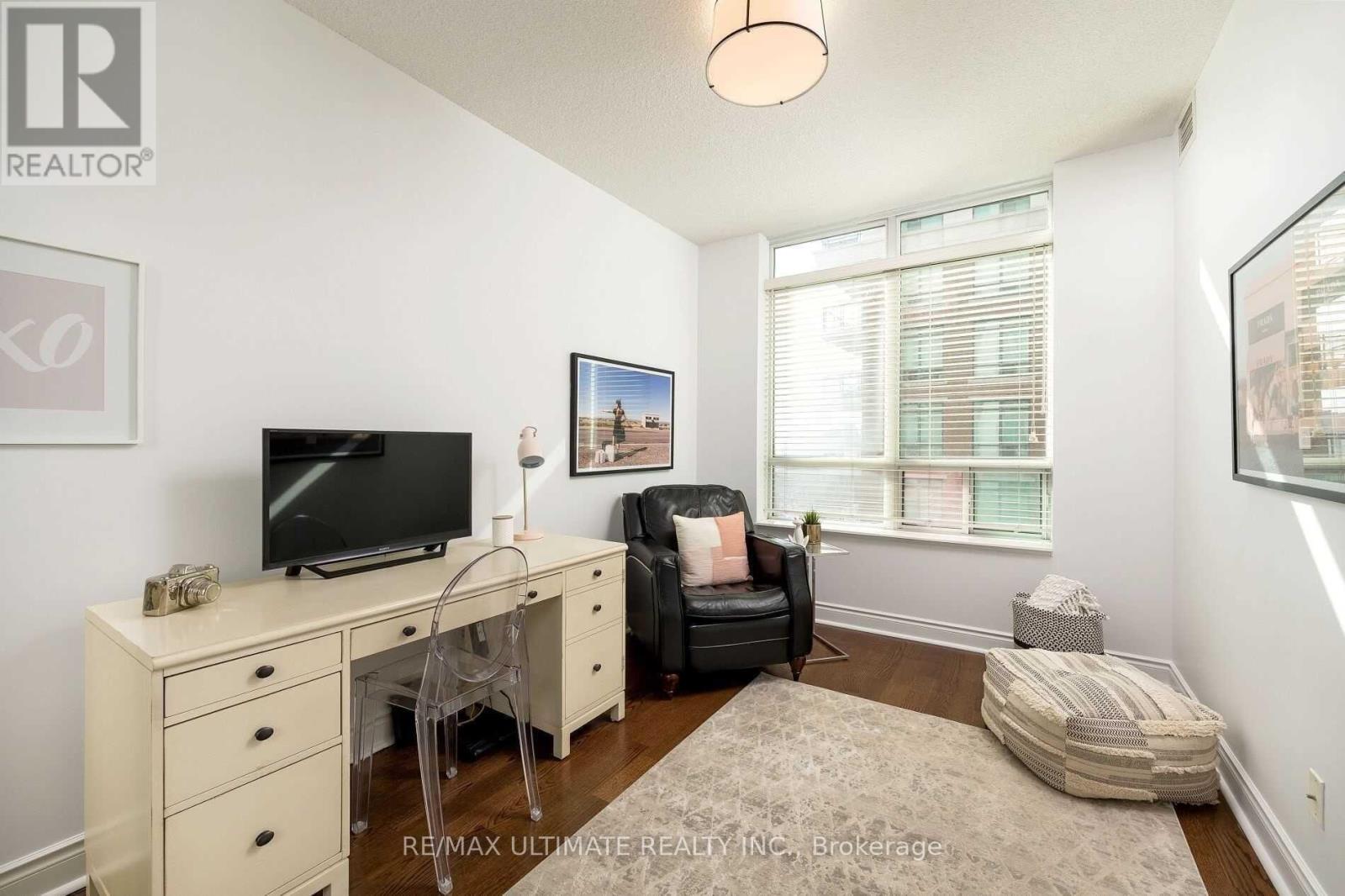 1009 - 319 Merton Street, Toronto, Ontario  M4S 1A7 - Photo 15 - C12439806