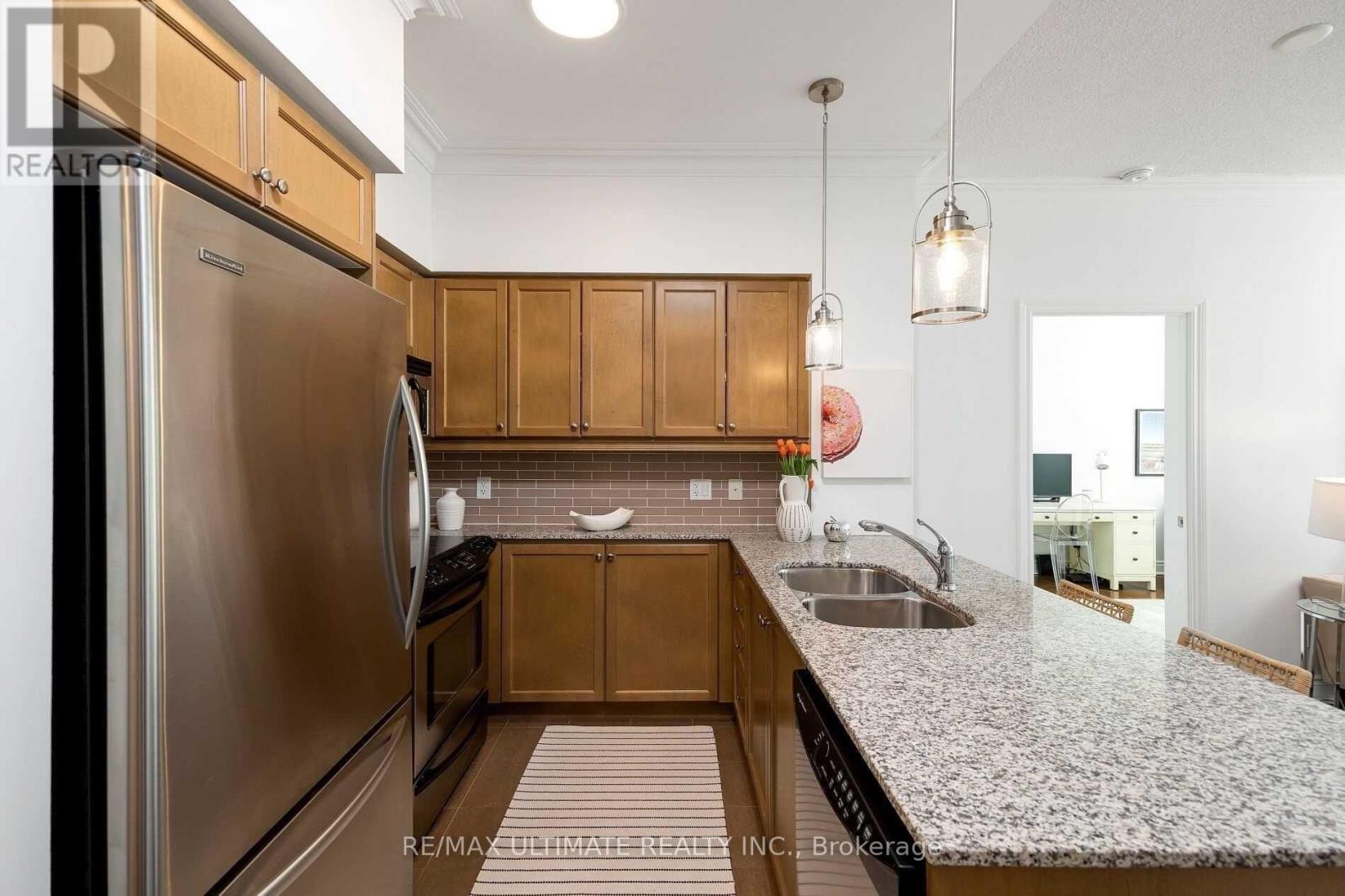 1009 - 319 Merton Street, Toronto, Ontario  M4S 1A7 - Photo 7 - C12439806