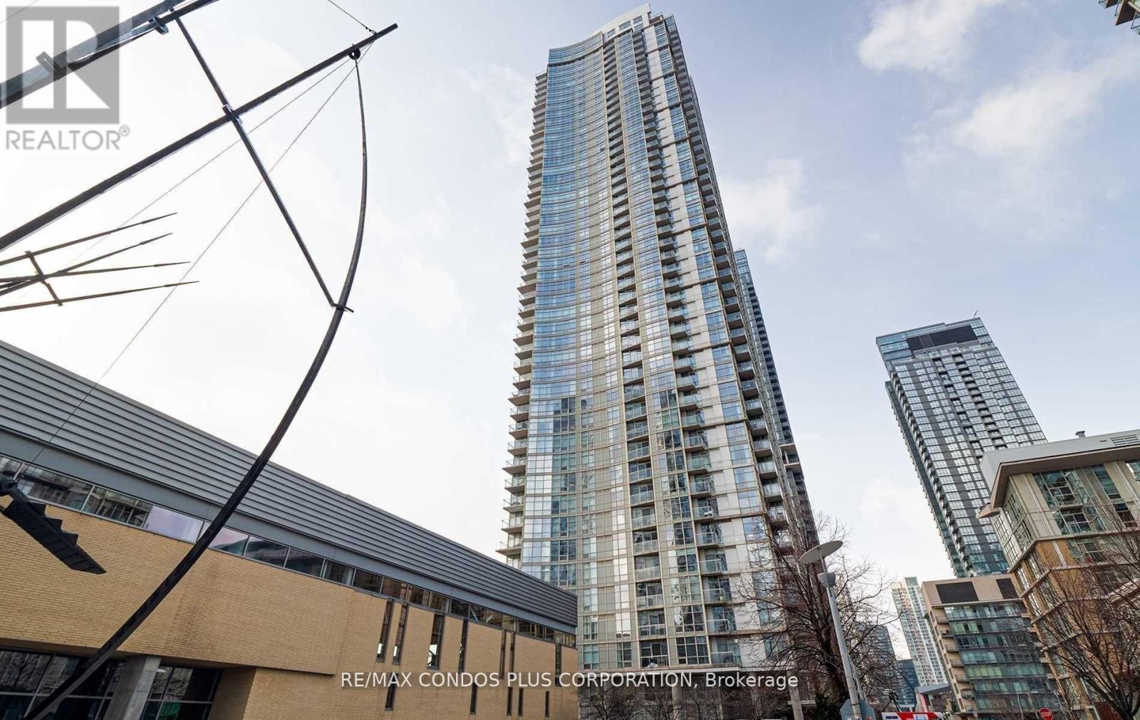 4808 - 35 Mariner Terrace, Toronto, Ontario  M5V 3V9 - Photo 2 - C12439807
