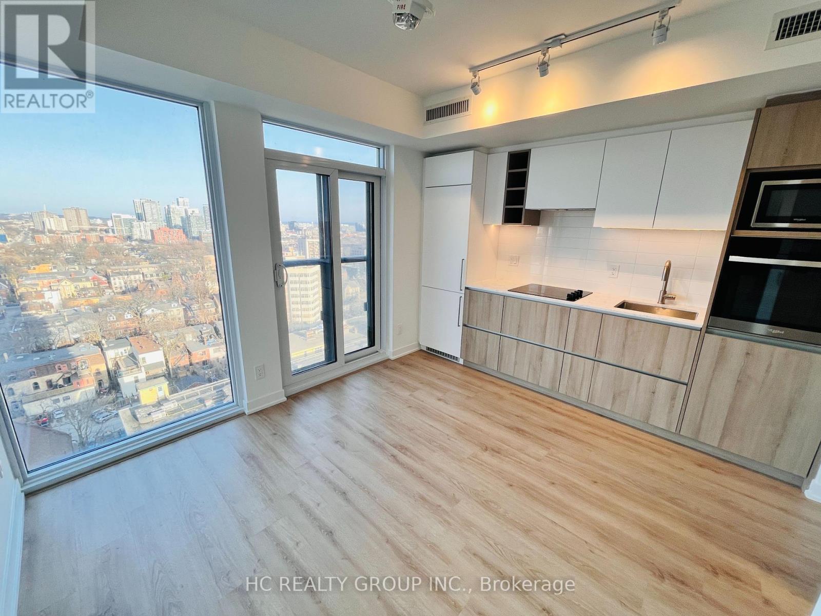 1712 - 319 Jarvis Street, Toronto, Ontario  M5B 0C8 - Photo 3 - C12439813