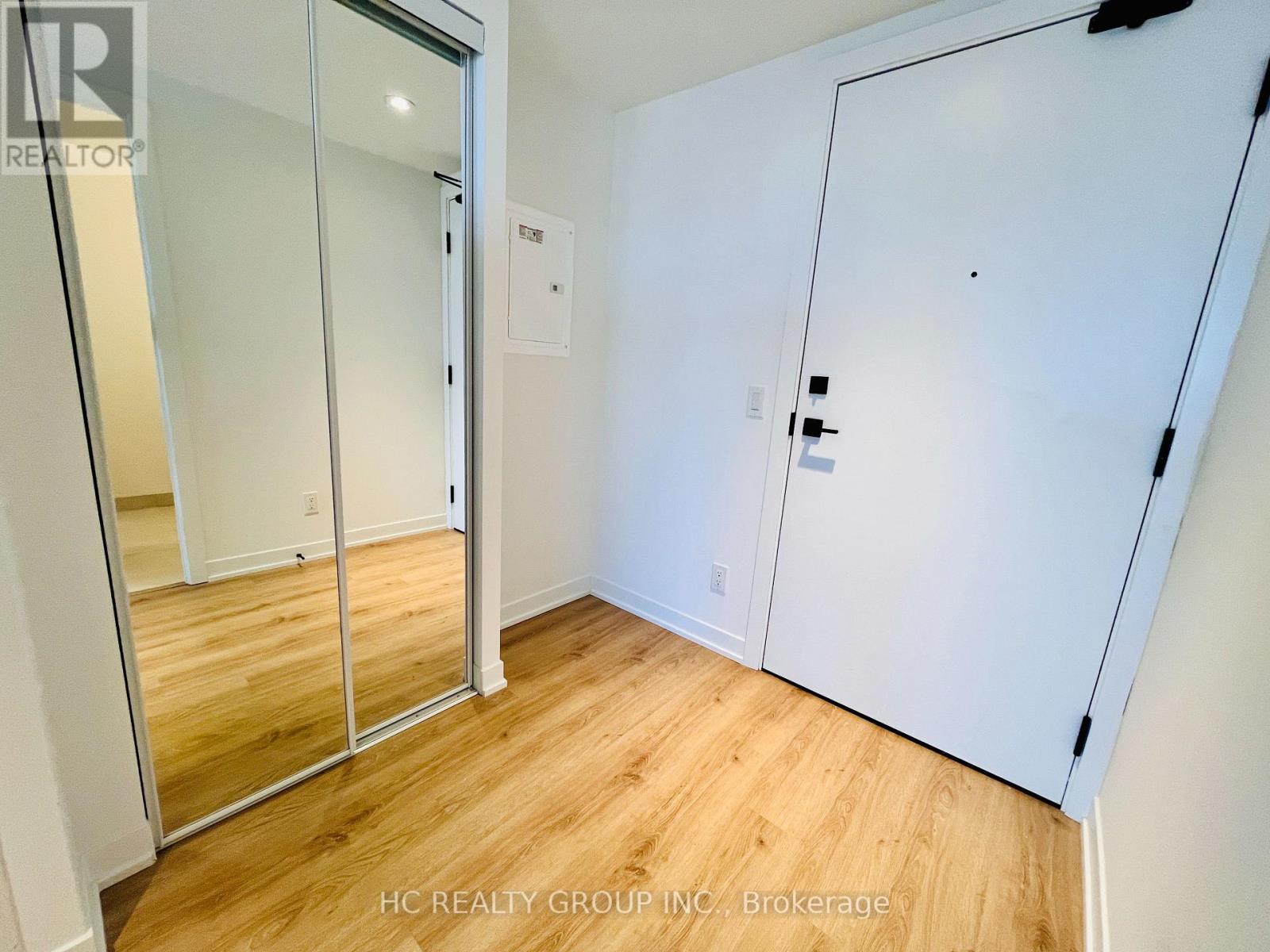 1712 - 319 Jarvis Street, Toronto, Ontario  M5B 0C8 - Photo 6 - C12439813