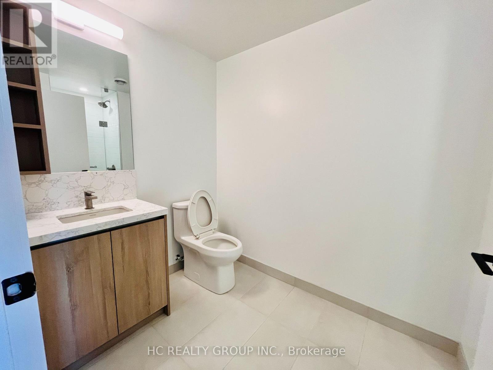 1712 - 319 Jarvis Street, Toronto, Ontario  M5B 0C8 - Photo 8 - C12439813
