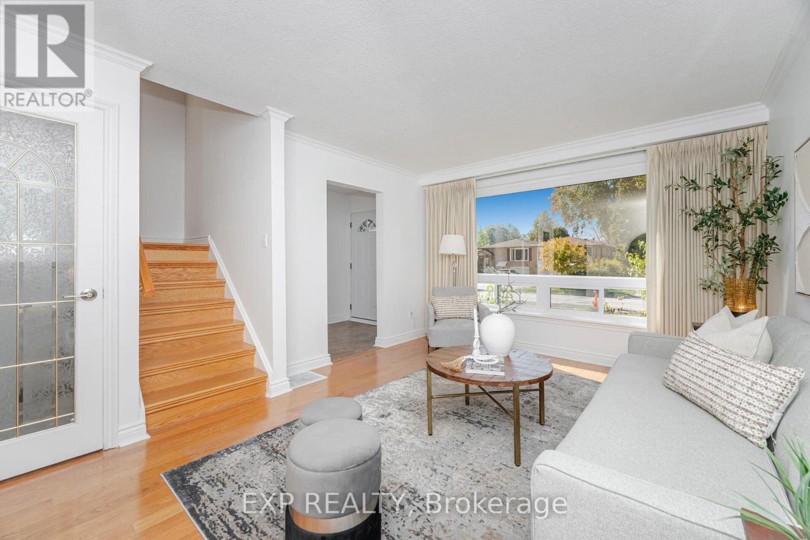 125 HOLLYBERRY TRAIL, Toronto, Ontario
