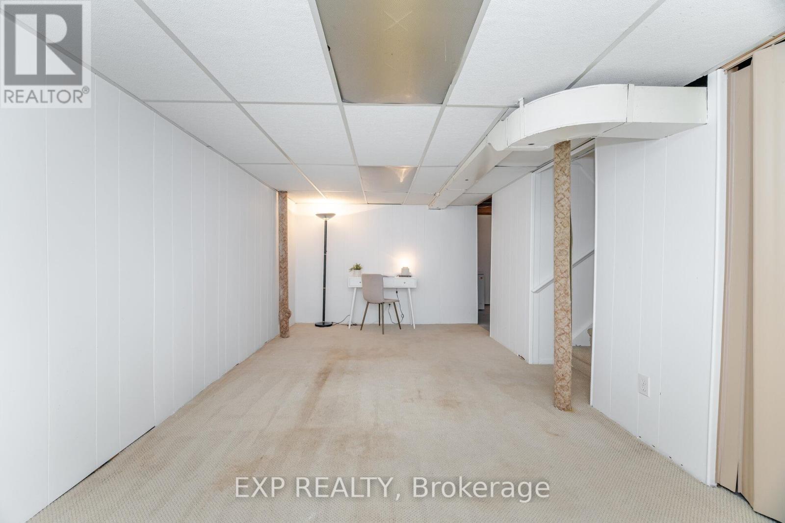 125 Hollyberry Trail, Toronto, Ontario  M2H 2P2 - Photo 16 - C12439827