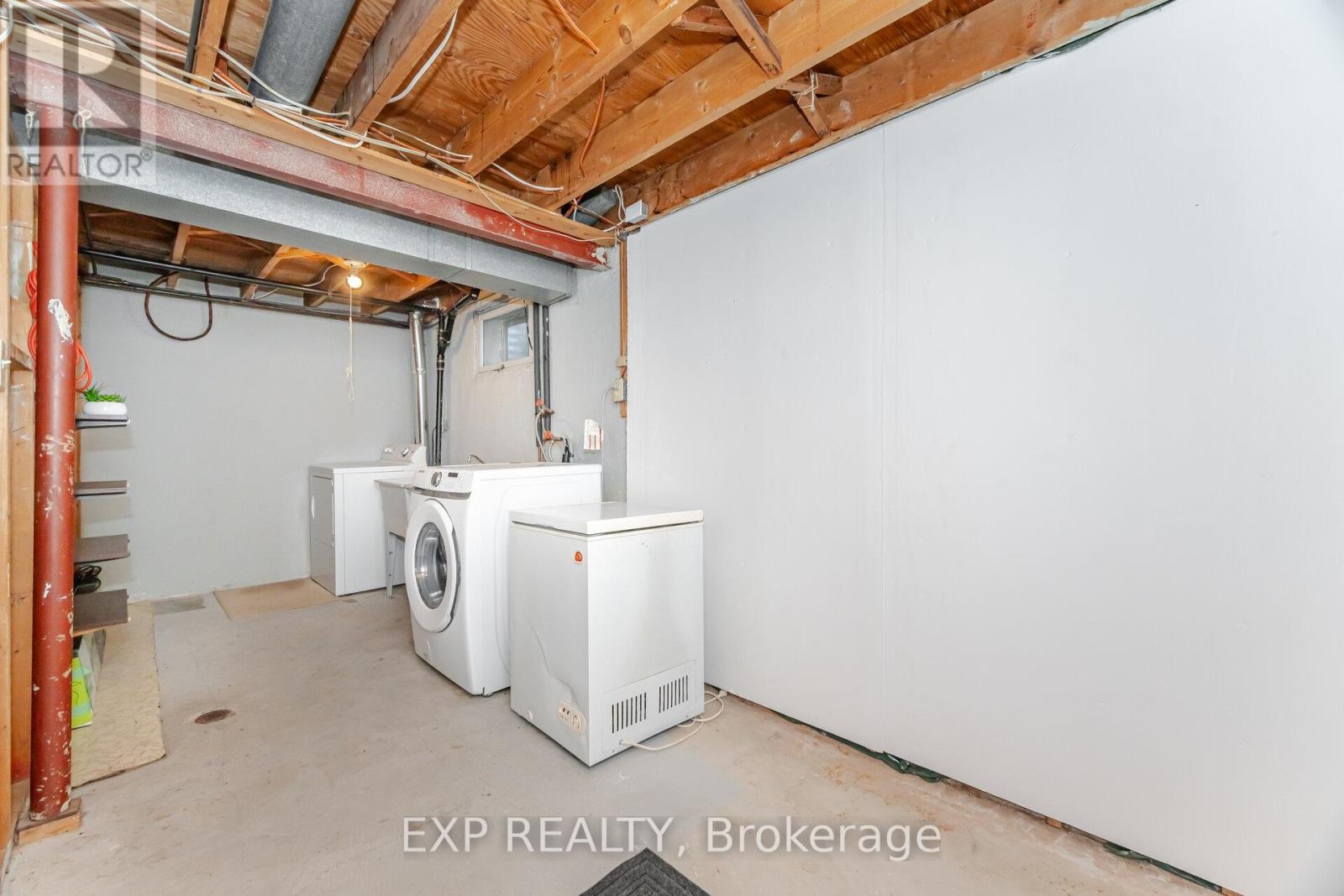 125 Hollyberry Trail, Toronto, Ontario  M2H 2P2 - Photo 17 - C12439827